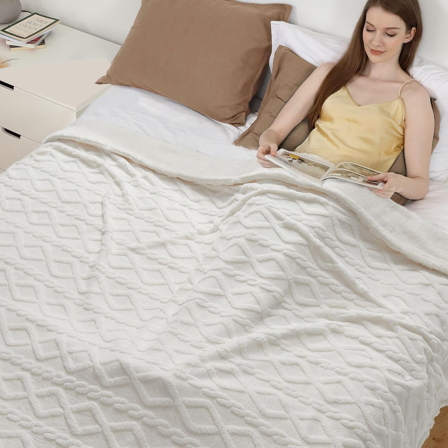 Electric Heated Blanket Queen, 84"x90" Soft Tufted Heating