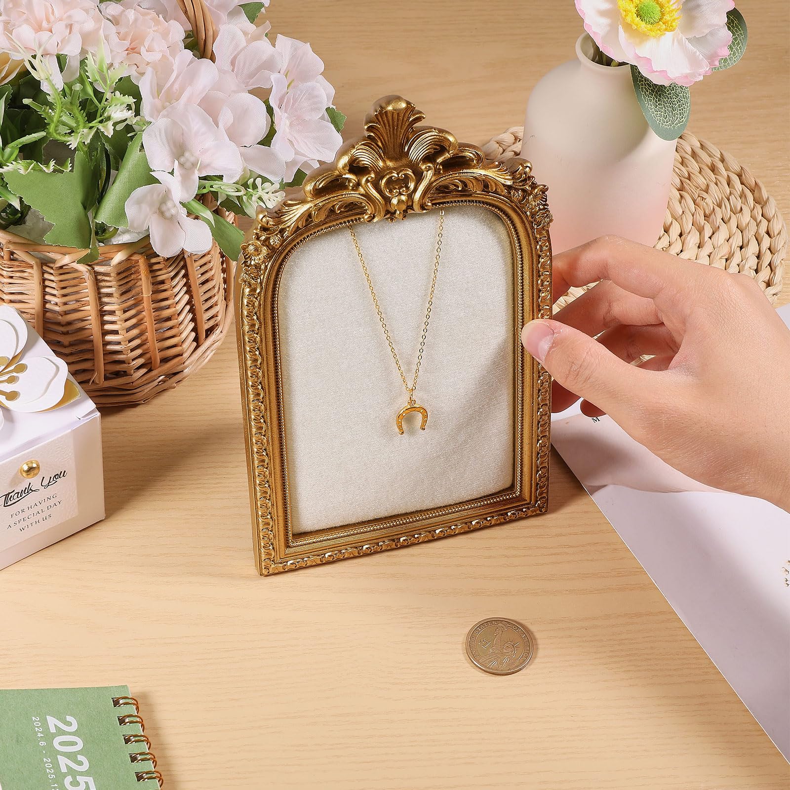 FREEBLOSS Présentoir à Bijoux Vintage Accessoires de Photographie pour Bijoux Présentoir à Bibelots Colliers Boucles D'Oreilles Cadres Photo de Mariage pour Femmes 5"X8"