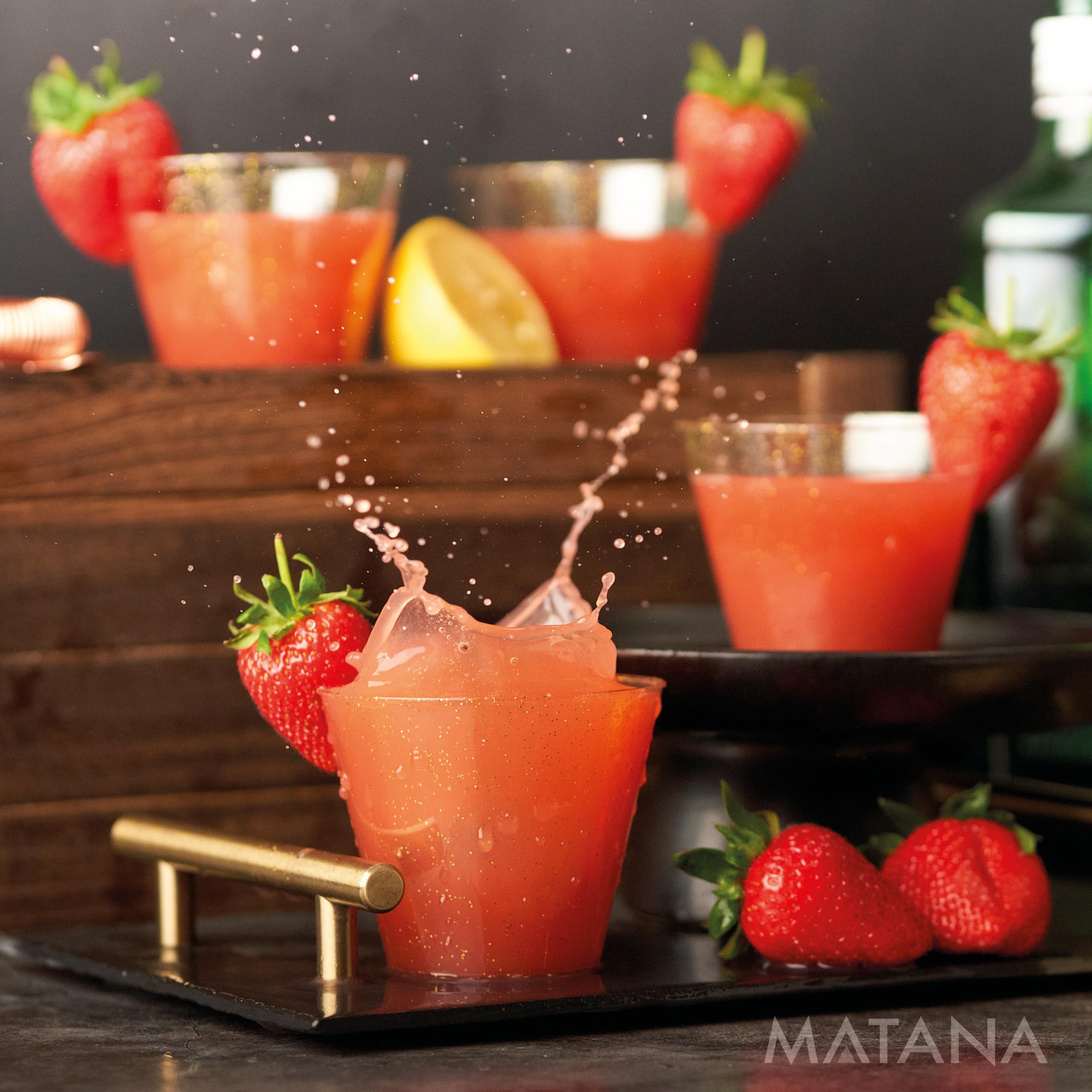 MATANA 30 Premium Clear Hard Plastic Cups, Plastic Party Cups with Gold Glitter (255ml / 9oz), Reusable Plastic Glasses - Image 3