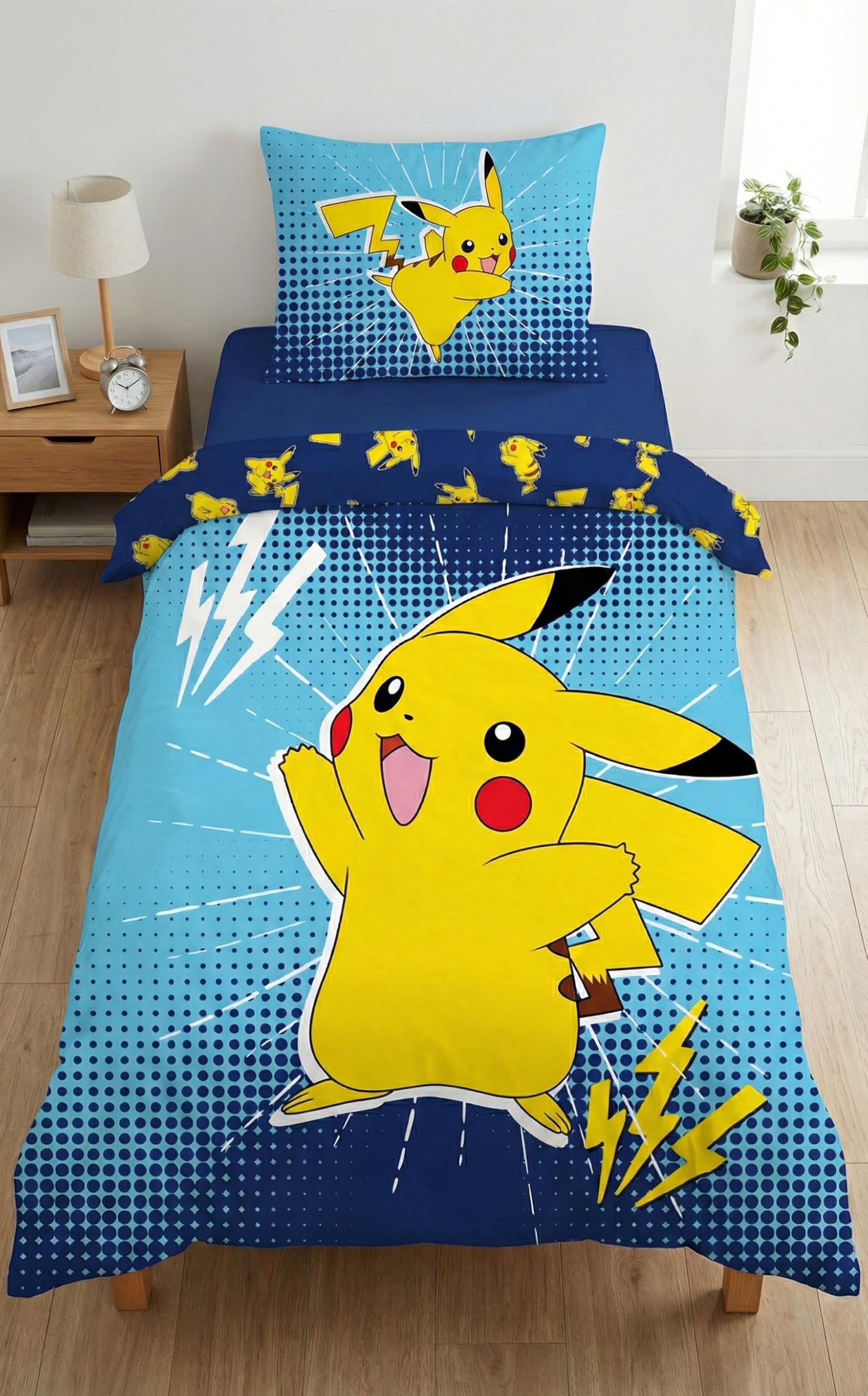 POKEMON Pikachu Electric Bed Linen Set, Duvet Cover 140 x 200 cm + Pillowcase 70 x 90 cm – Reversible – 100% Polyester – Blue