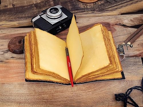 Miniatura 8 de C CUERO Libro de hechizos Diario de cuero con borde deckle de papel Grimorio impreso diario The Lovers Tarot cuaderno espiral gótico para amantes de