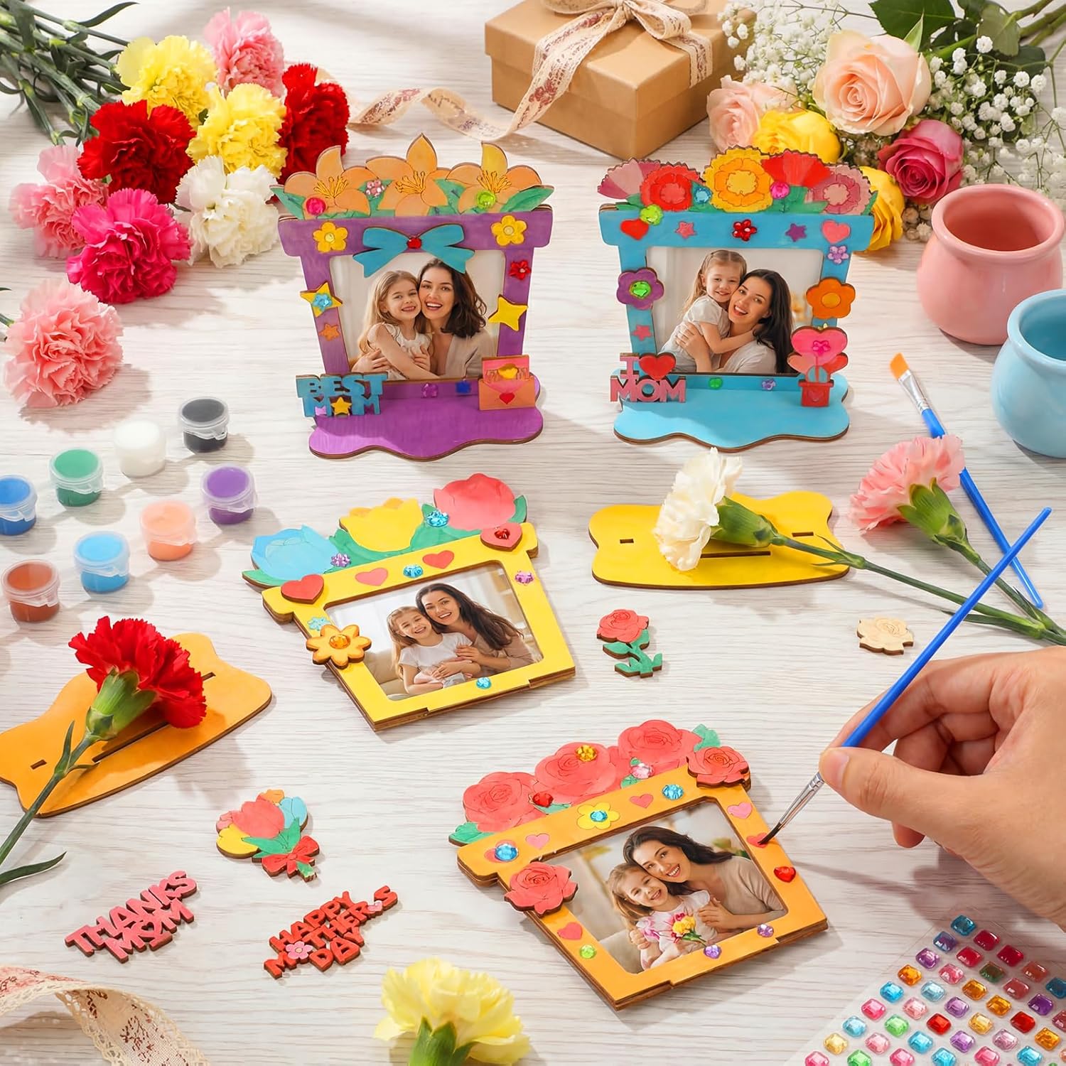 Blueweenly 12 Set Mother's Day Crafts Kit DIY Picture Frames with Small Wooden Signs Paints Diamond Stickers Color Your Own Wood Frame Gifts for Mother's Day Craft Activities Art Project
