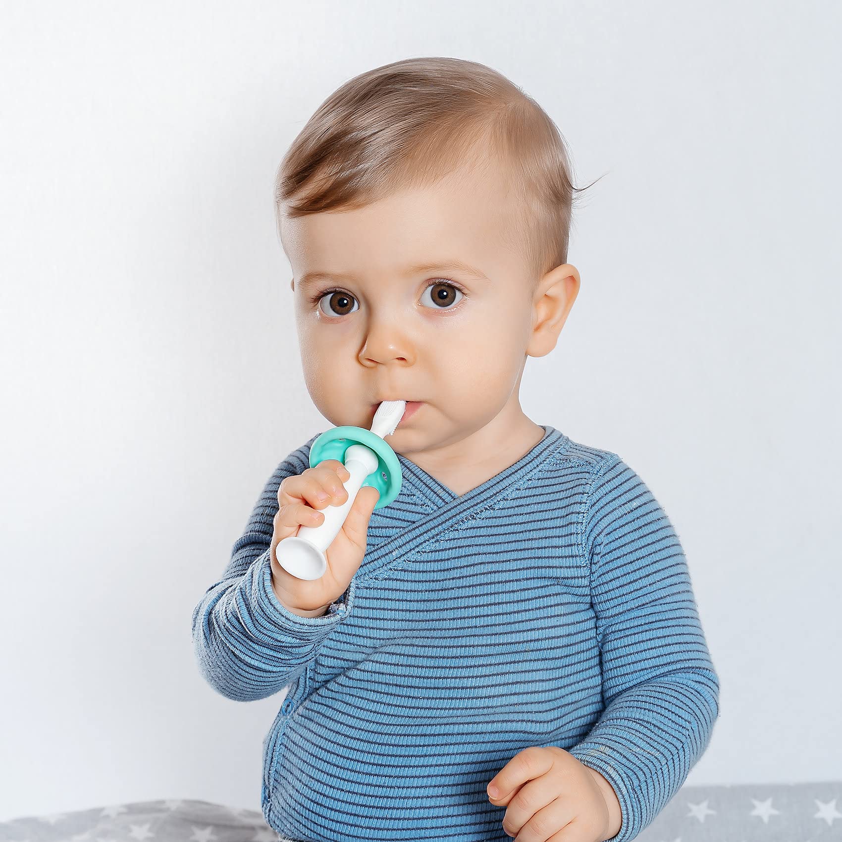 Reer BabyCare przyrząd do czyszczenia zębów dla niemowląt z medycznego silikonu, biały