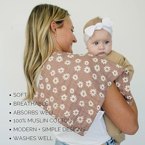 Miniatura 4 de Mebie Baby Paños para eructos, estampado moderno, paquete de 3, juego de paños de muselina para escupir, babear y más, paños bohemios para eructos