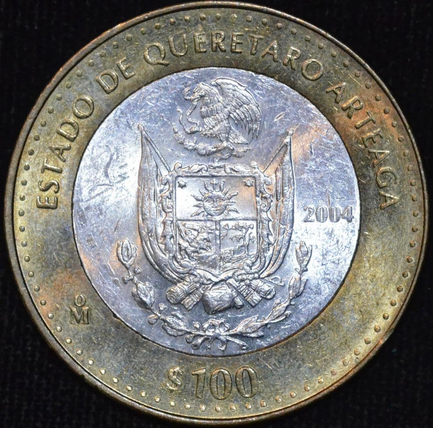 2004 Mo 100 Pesos Silver Bimetallic Coin. A Large Detailed Coin Celebrating The State of Querétaro. One Of Last Circulating Silver Coins. 100 Peso By Seller Circulated Condition