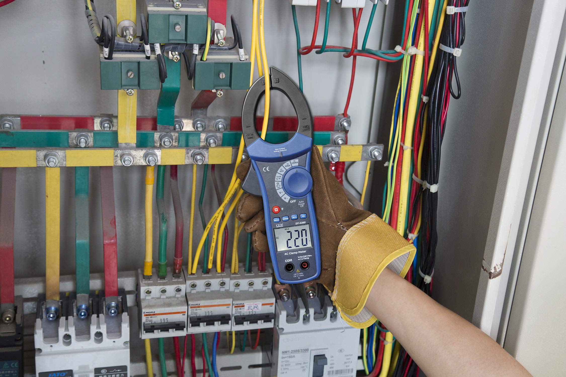 CEM DT-3390 - Multímetro de pinza de corriente, medidor de alicates 1000 A AC, comprobador de continuidad, medidor de voltaje sin contacto, medidor de corriente, TÜV/GS, CAT III, 4000 conteos, 3 años