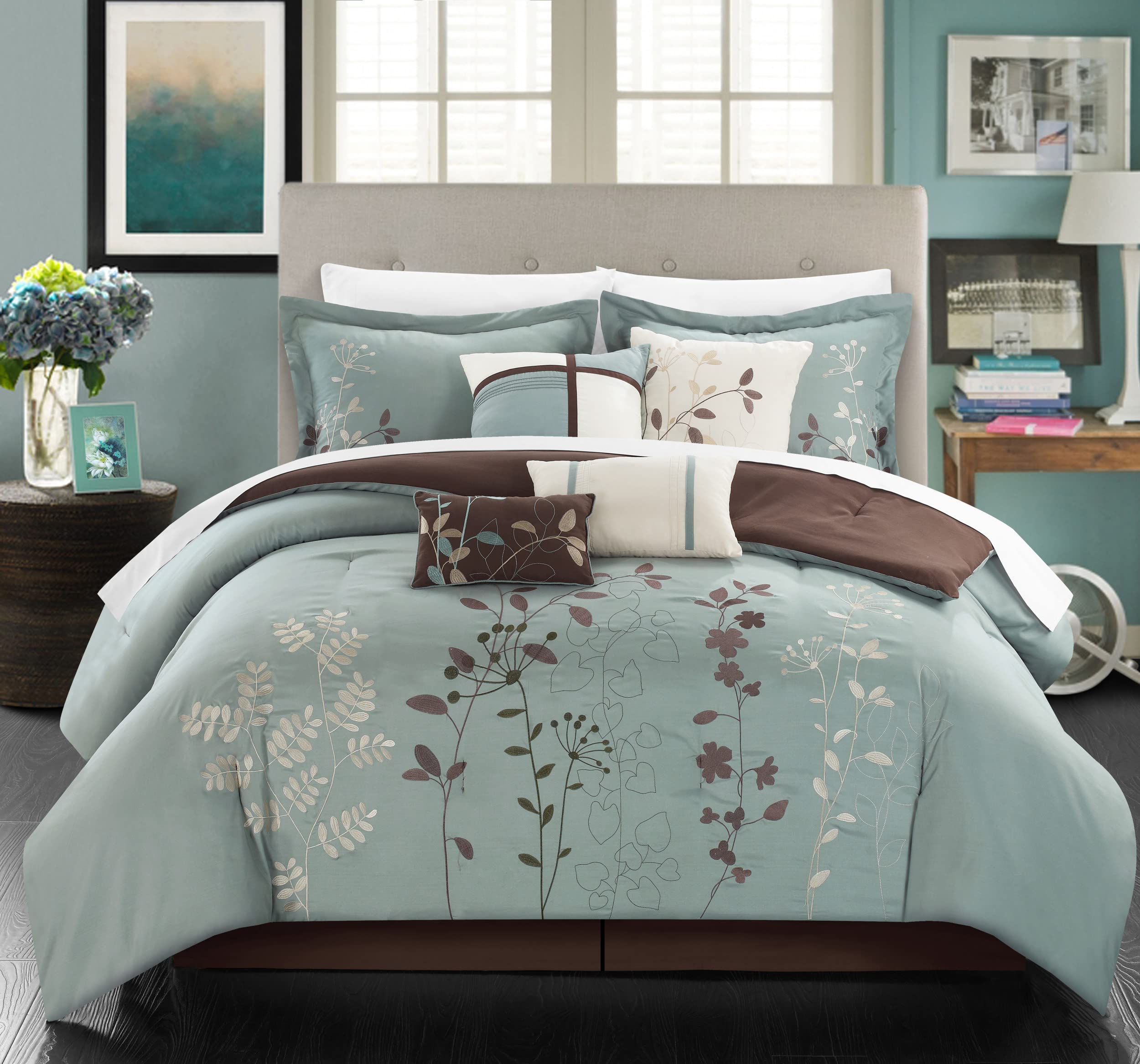 Photo 1 of ****USED***  Chic Home Vines 8-Piece Comforter Bedding Set, Queen, Sage Sage Queen (Comforter)