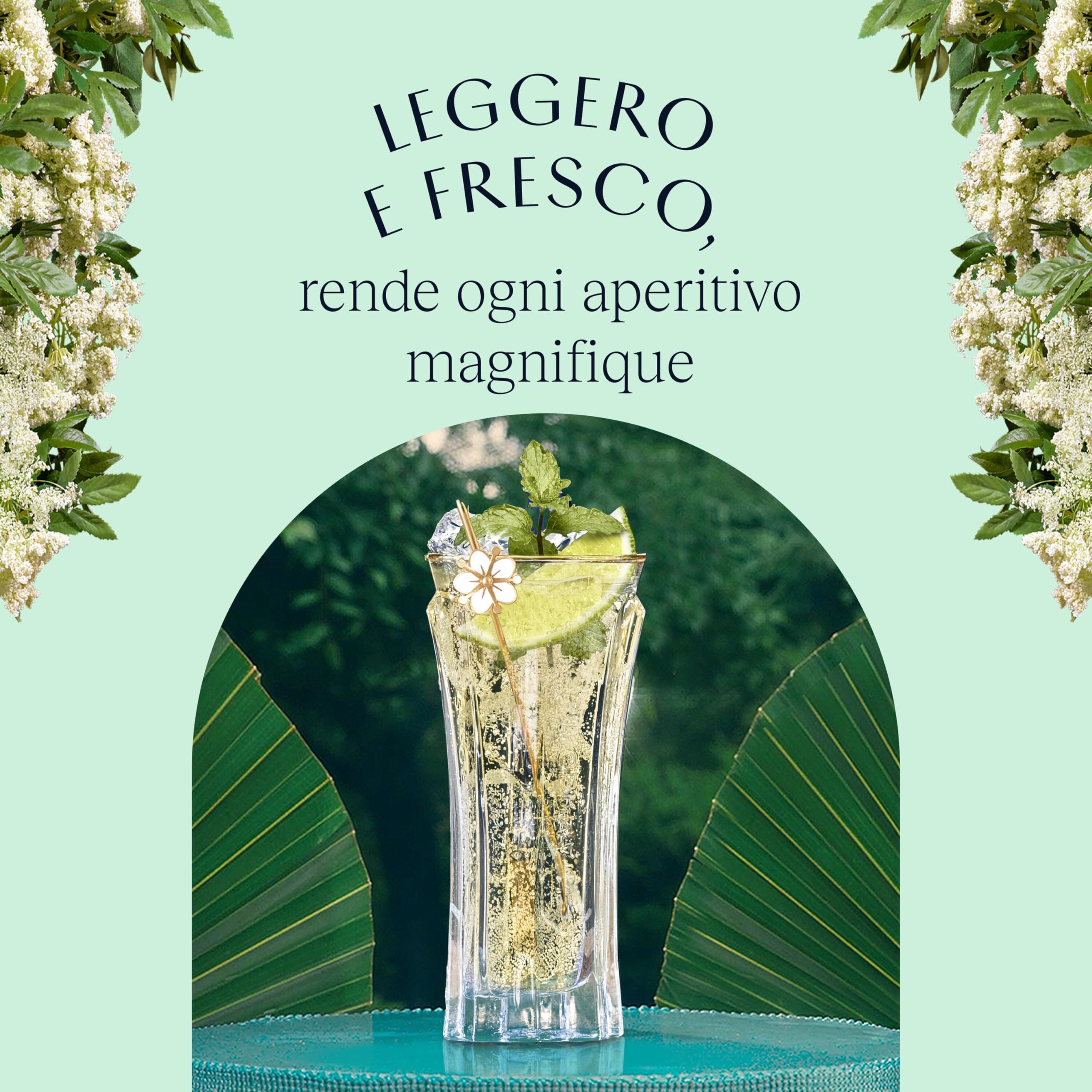 St-Germain Liquore Artigianale ai Fiori di Sambuco, Vol. 20%, 70 cl / 700 ml, raccolti a mano e senza aromi artificiali