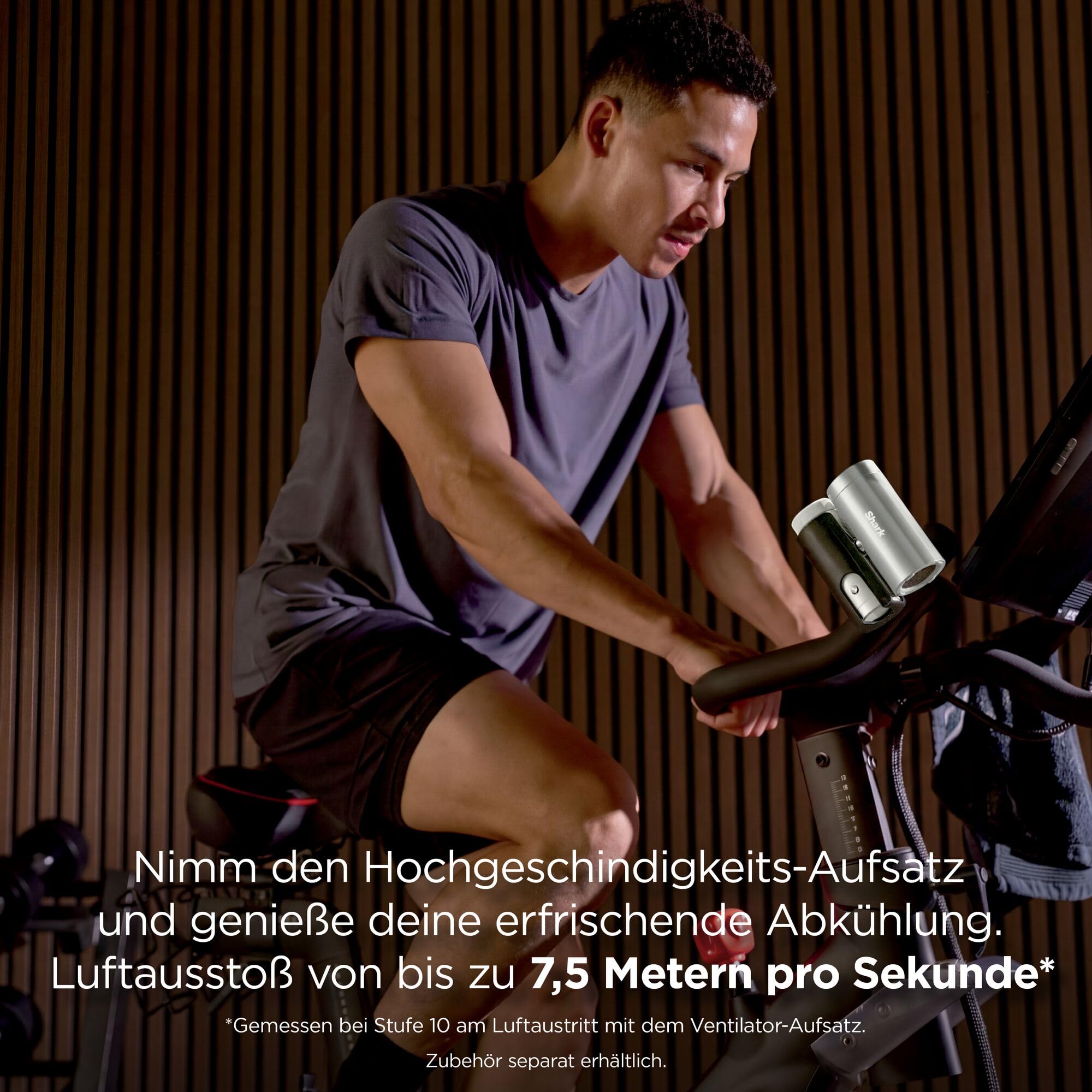 Shark ChillPill 3-in-1-Hochgeschwindigkeits-Handventilator-, Sprühnebel- und InstaChill-System Paket mit Reise-Etui, mit 3 Kühlaufsätzen, reisefreundliches Design, Cloud FA021EU