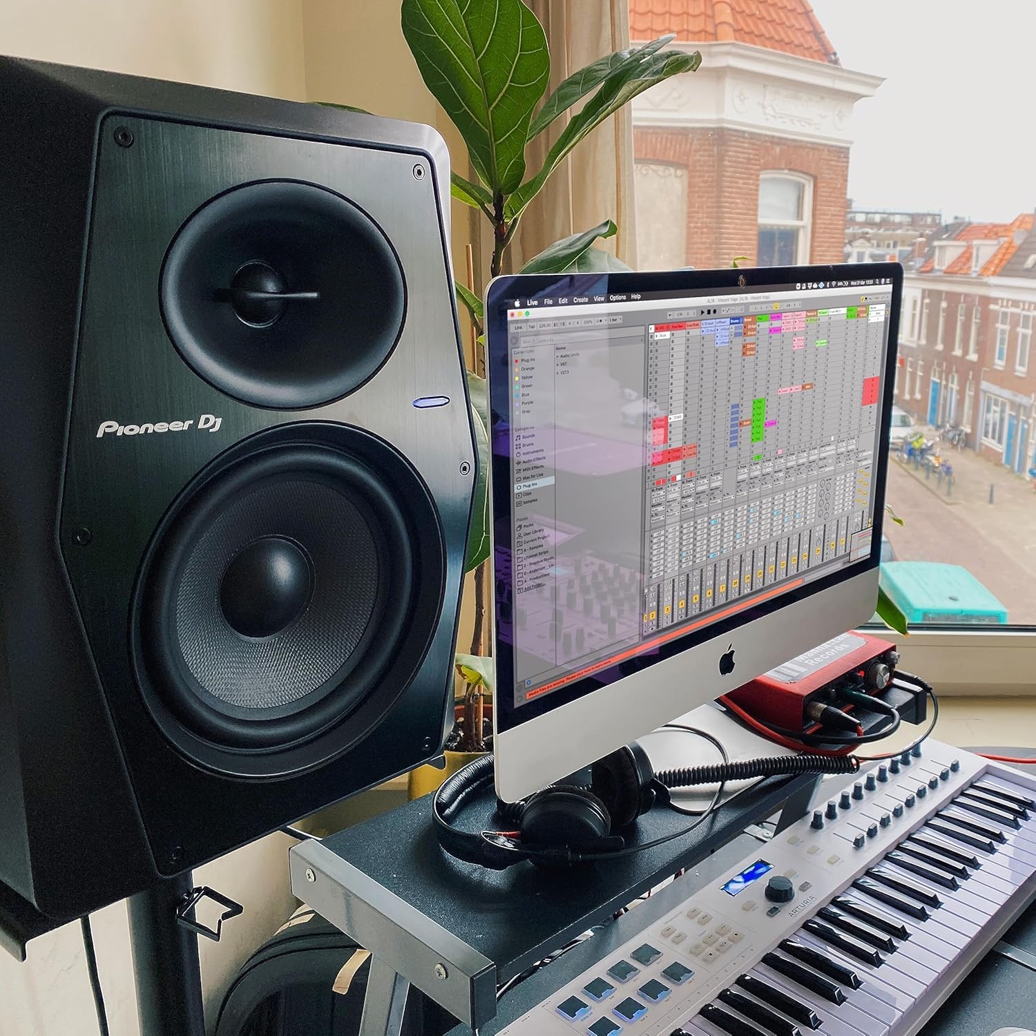 VM-80 - casse monitor