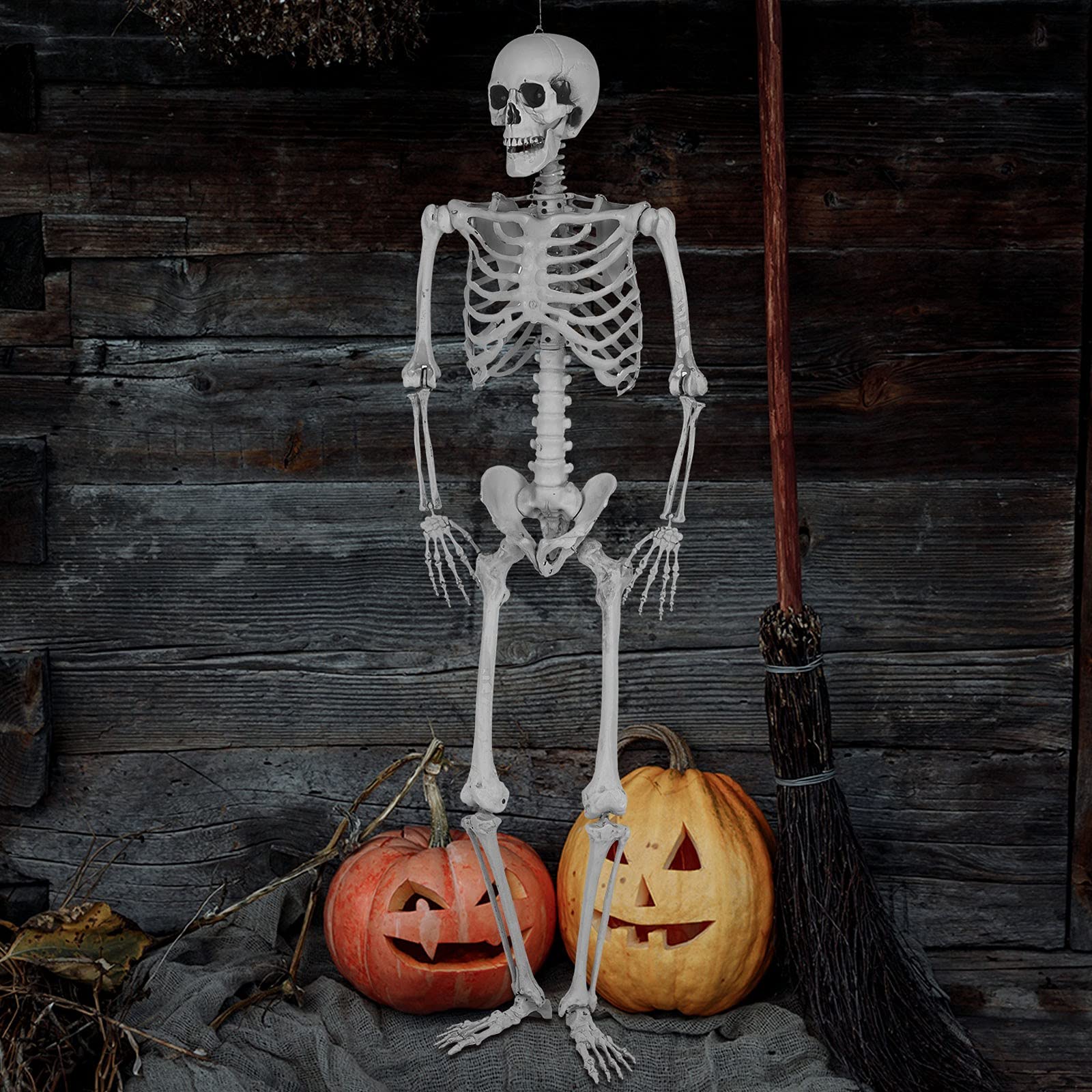 Szkielet naturalnej wielkości na Halloween, 2024, możliwy szkielet całego ciała, wiszący szkielet, dekoracja na Halloween z 7 ruchomymi przegubami, sufit, rekwizyty na Halloween, upiorna dekoracja
