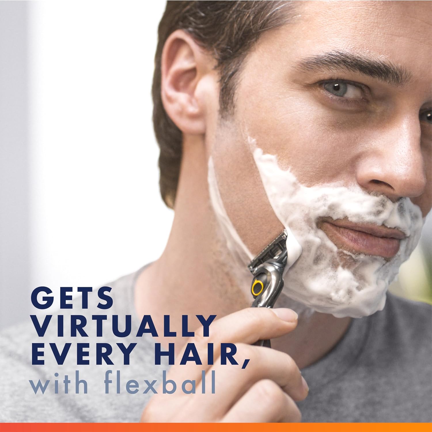 Gillette ProGlide Shield Men's Razor, 5 Bladed Razor, with Precision Trimmer, Comfortglide Lubrication, Glide and Comfort, Handle + 4 Blade Refills, Holiday Gifts for Men - Image 3