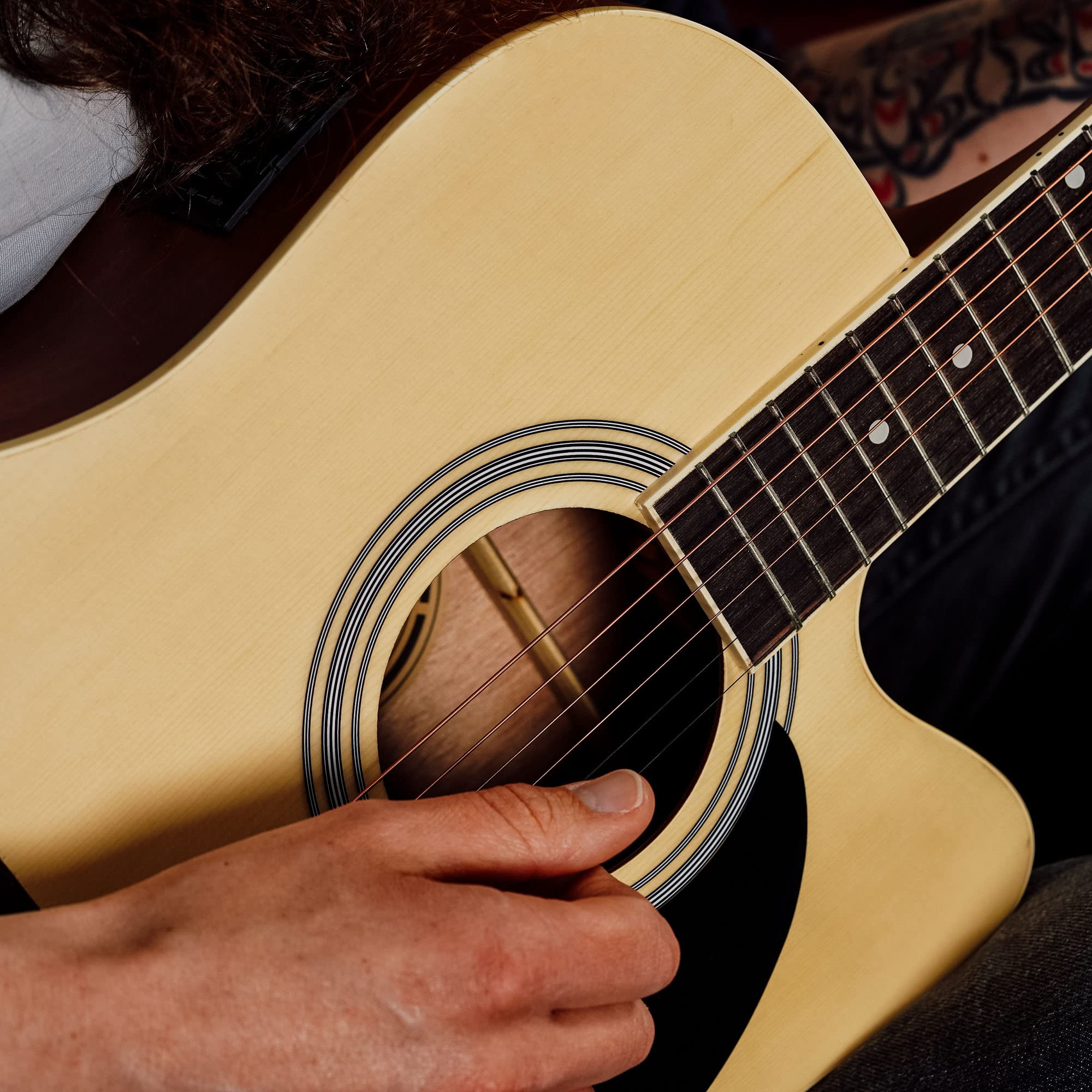 Pacchetto MX per chitarra elettro-acustica serie Performance di dimensioni standard di 3rd Avenue con parte anteriore in abete cutaway naturale