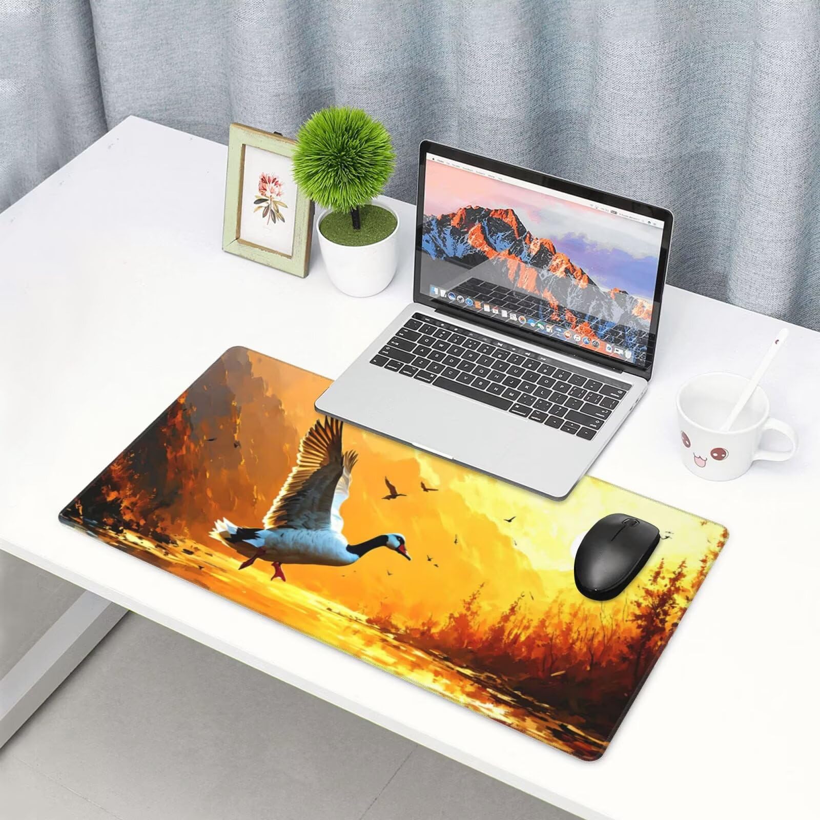 Gamingowa podkładka pod mysz XXL 1200 x 600 mm, podkładka pod mysz ze zwierzętami, dzika gęś, 120 x 60 cm, rozszerzona podkładka na biurko, akcesoria gamingowe z przyszytymi krawędziami dla poprawy