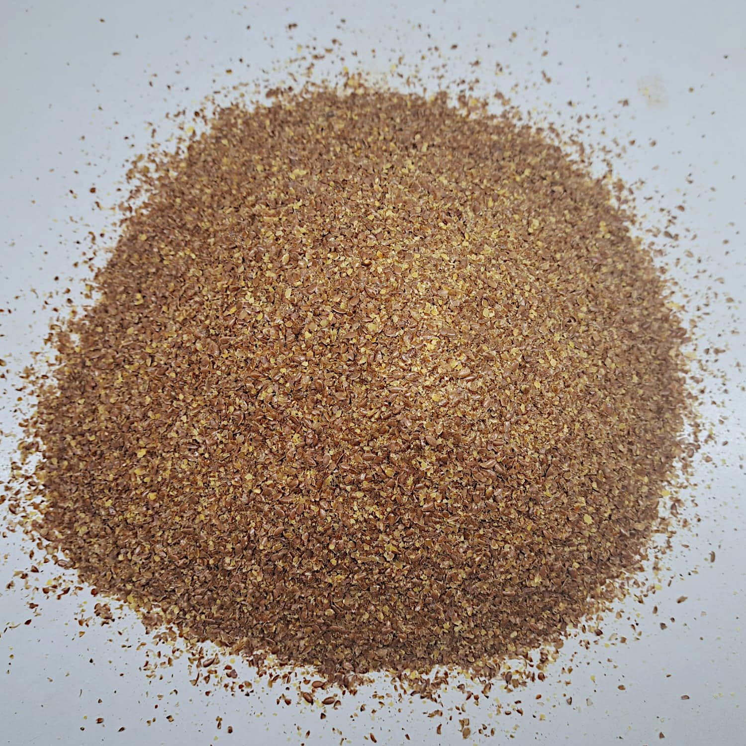 Leinsaatschrot/Leinsamen geschrotet 25 kg braun in bester Qualität, frisch aus der Rätze-Mühle