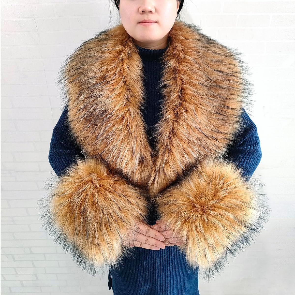 Eosxrp Faux Fur Collar Cuffs Set Warm Fake Fur Scarf Winter Women Fluffy Large Shawl Furry Scarves image 2