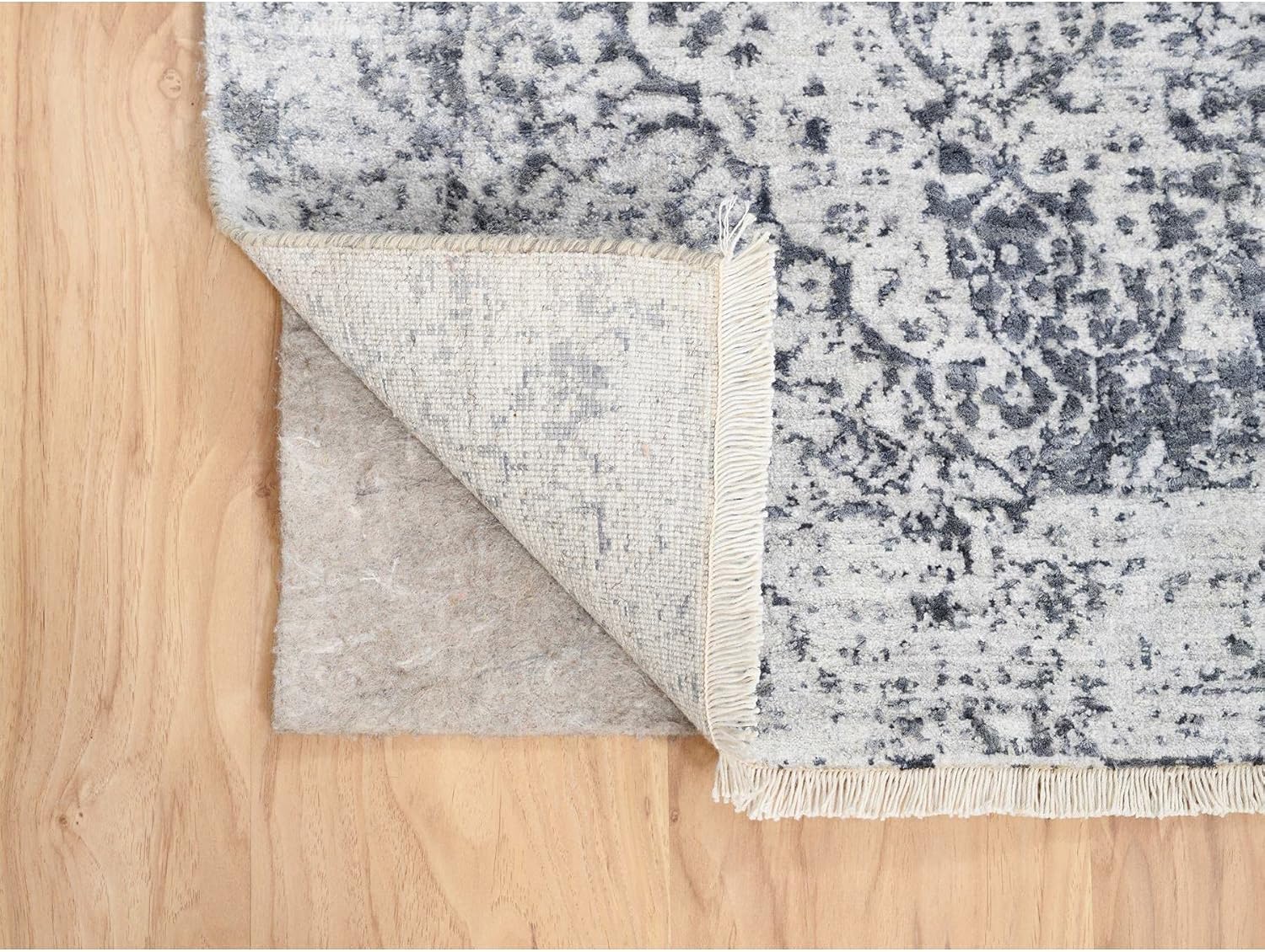 Wool and Pure Silk Hand Knotted Silver Gray Erased Farsian Design Oriental Runner Rug (2'6"x5'10")