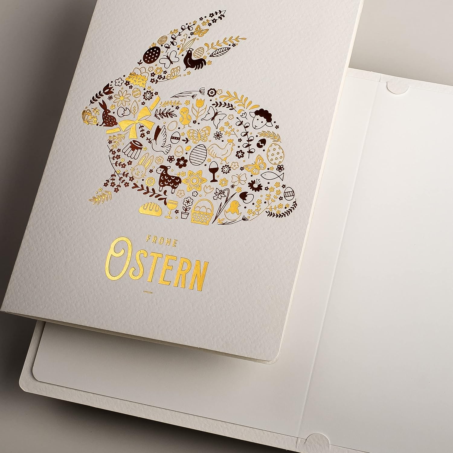 Exclusive Set of 6 Easter Cards, Made from fine Paper with Light Beige Inserts and envelopes, 120 x 170 mm