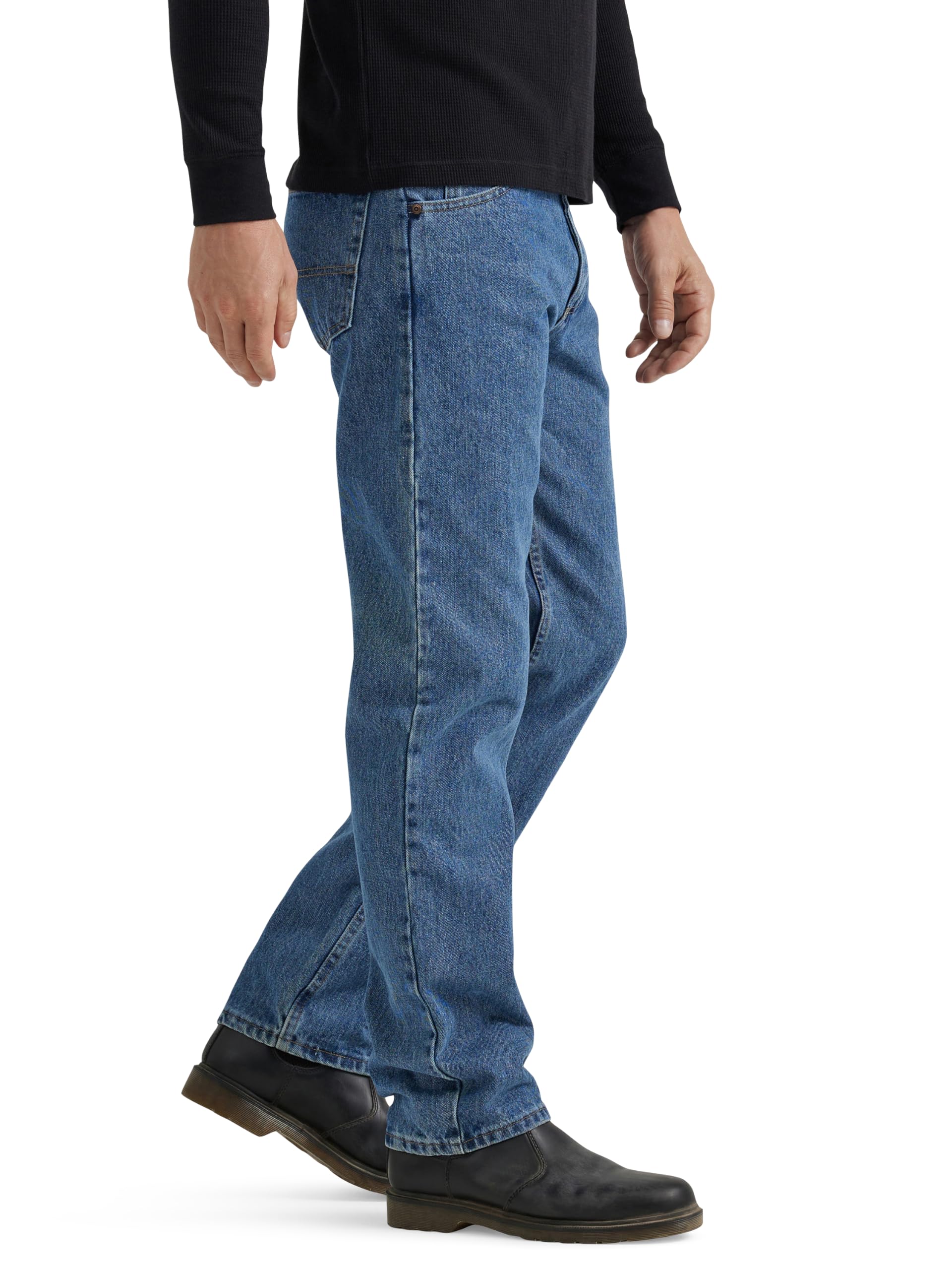 Wrangler Authentics Men's Classic 5-Pocket Relaxed Fit Flex Jean — view 14