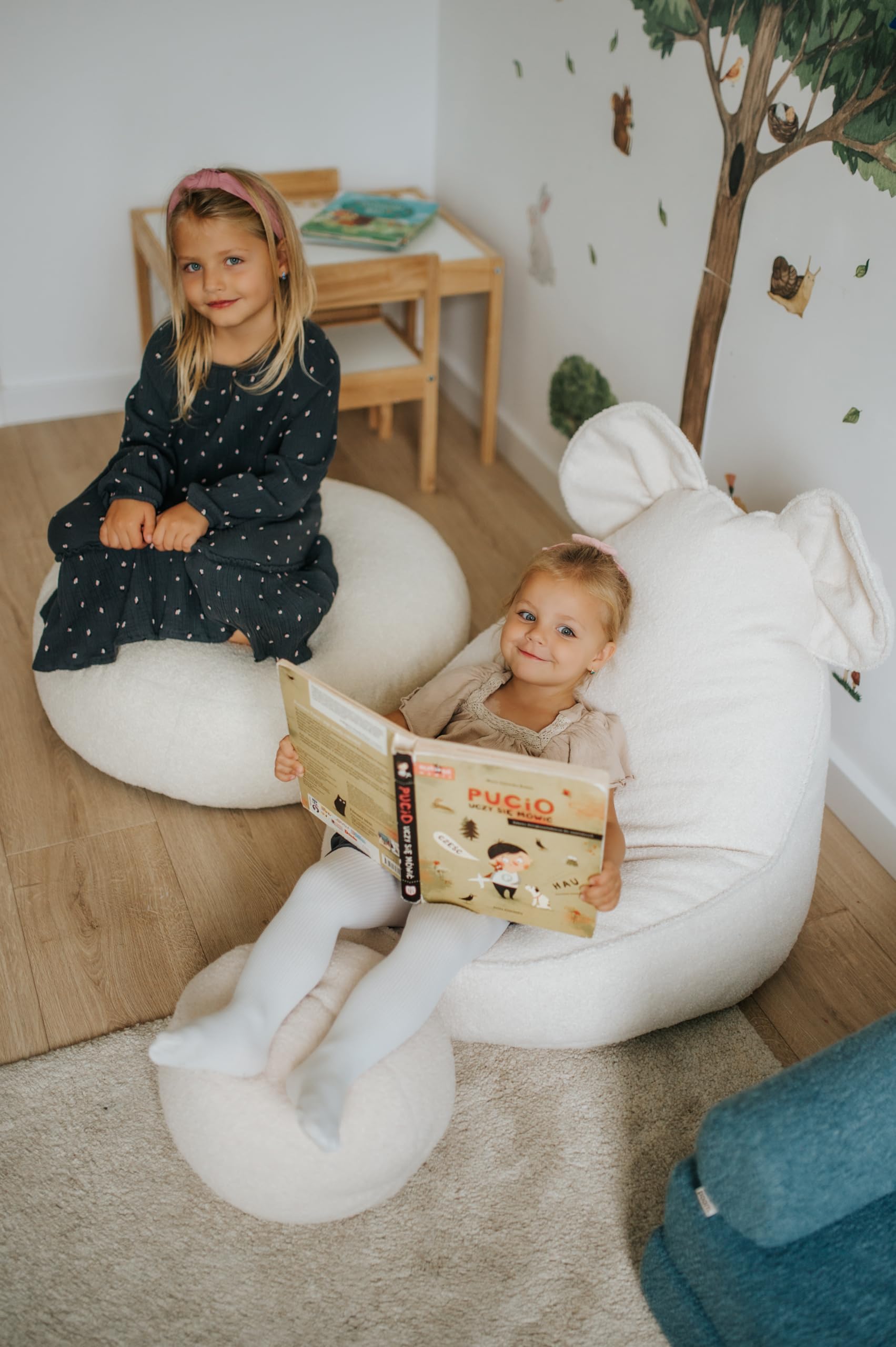 Gutekissen® Kinder Sitzsack „Miki” z usszami – Wygodny, dywan stolarski Montessori do pokoju dziecięcego (szary, 68/68/50 z usszami)