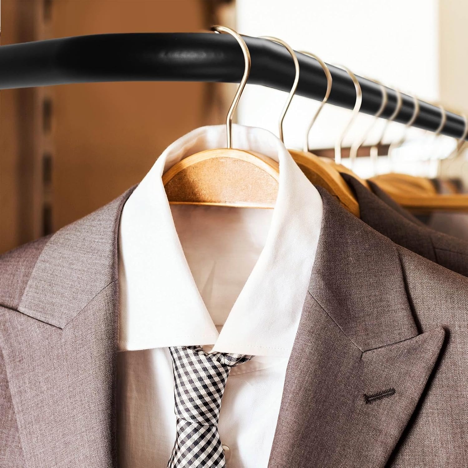 Kigley 36 Pcs Gridwall Hooks Accessories Set Includes 2 Pcs U Shaped Hangrail 4 Waterfall Hangers 30 Heavy Duty Wire Grid Hook Accessory for Retail Craft Show Clothes Display Home Storage