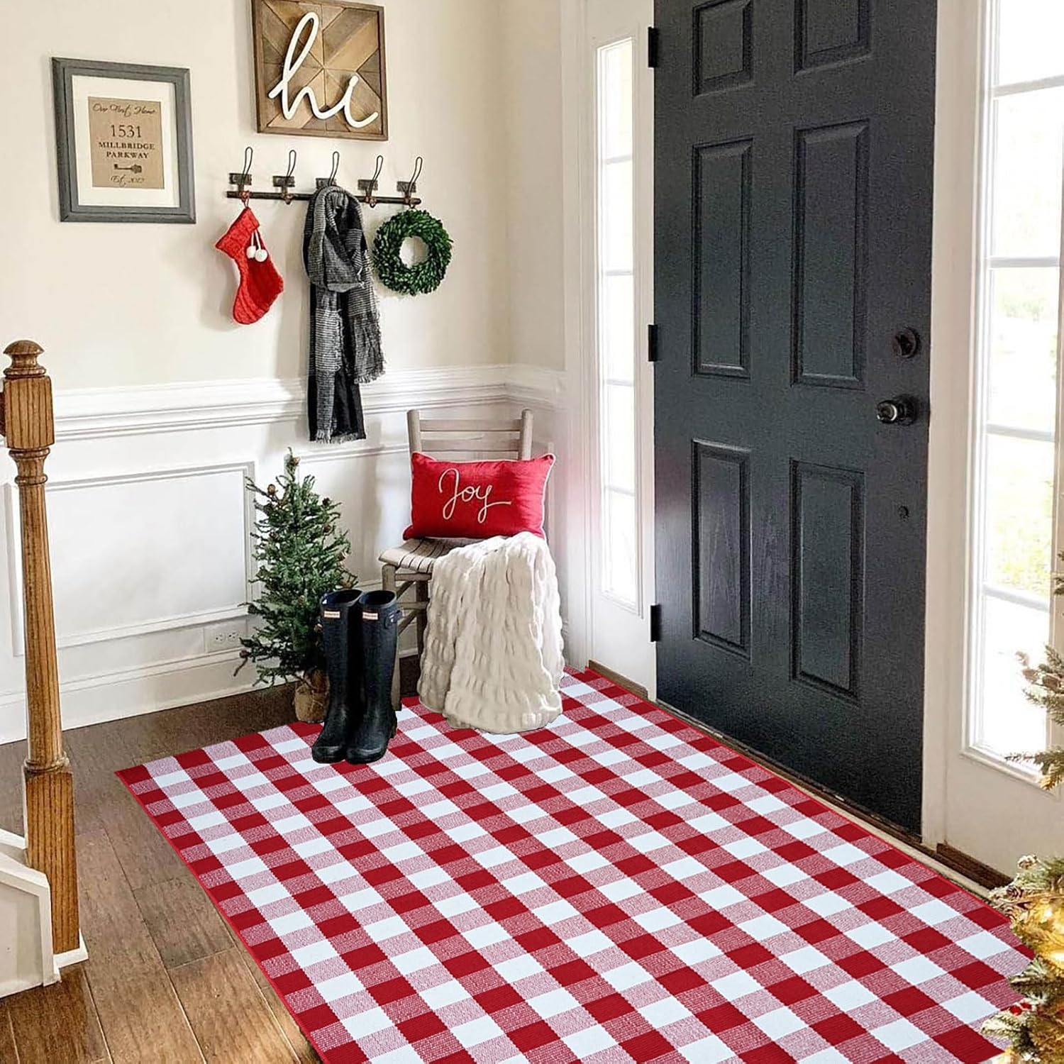 Red and White Plaid Rug Christmas Outdoor Front Door Mat Cotton Hand-Woven Washable Rug for Layered Door Mats Carpet for Farmhouse, Porch, Entryway, Living Room(Red and White, 3'x5')