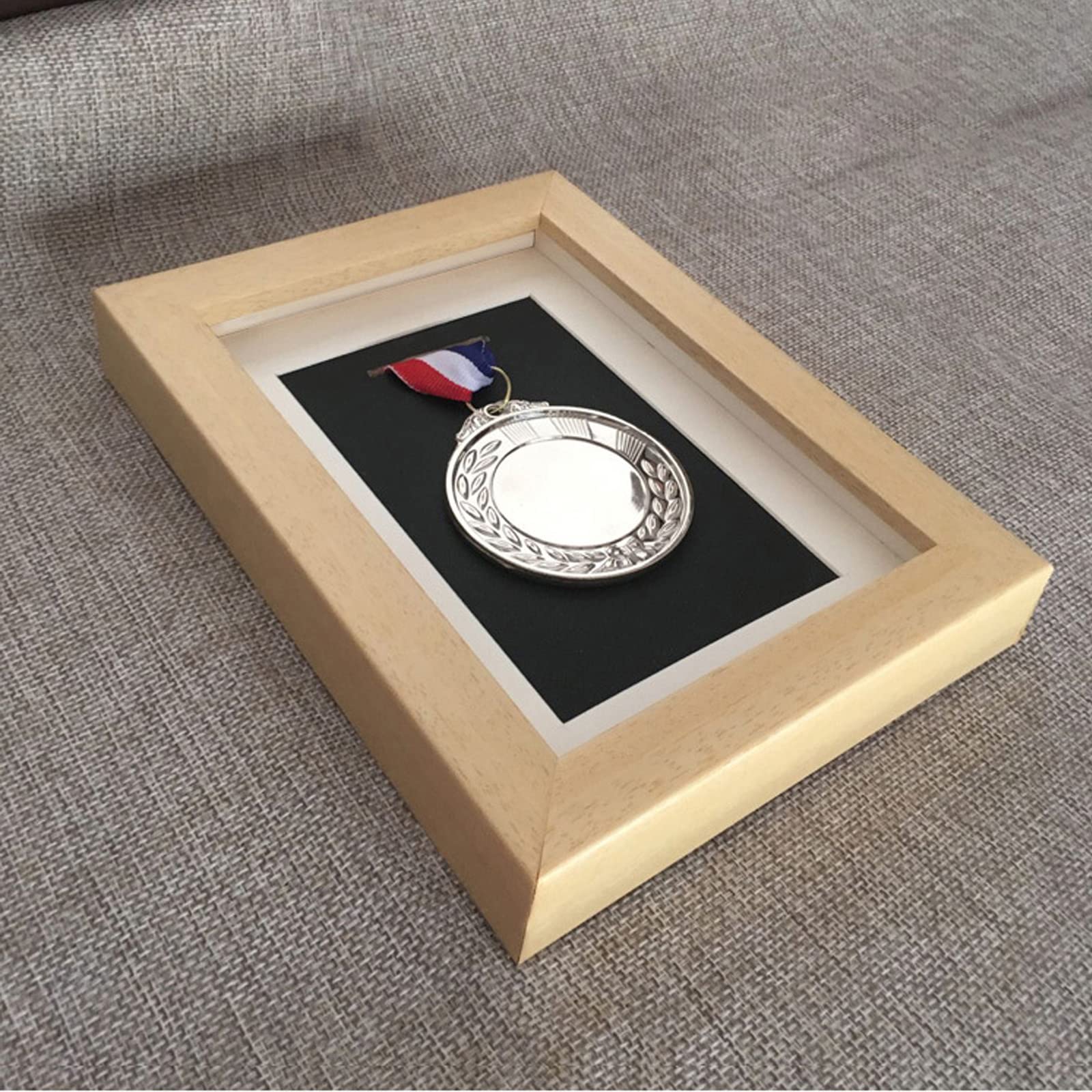 ETUELNOPT Medal Storage Box for Runners, Sports War Military Awards Medal Display Shadow Box Frame Organizer Storage, 13x18cm(C)