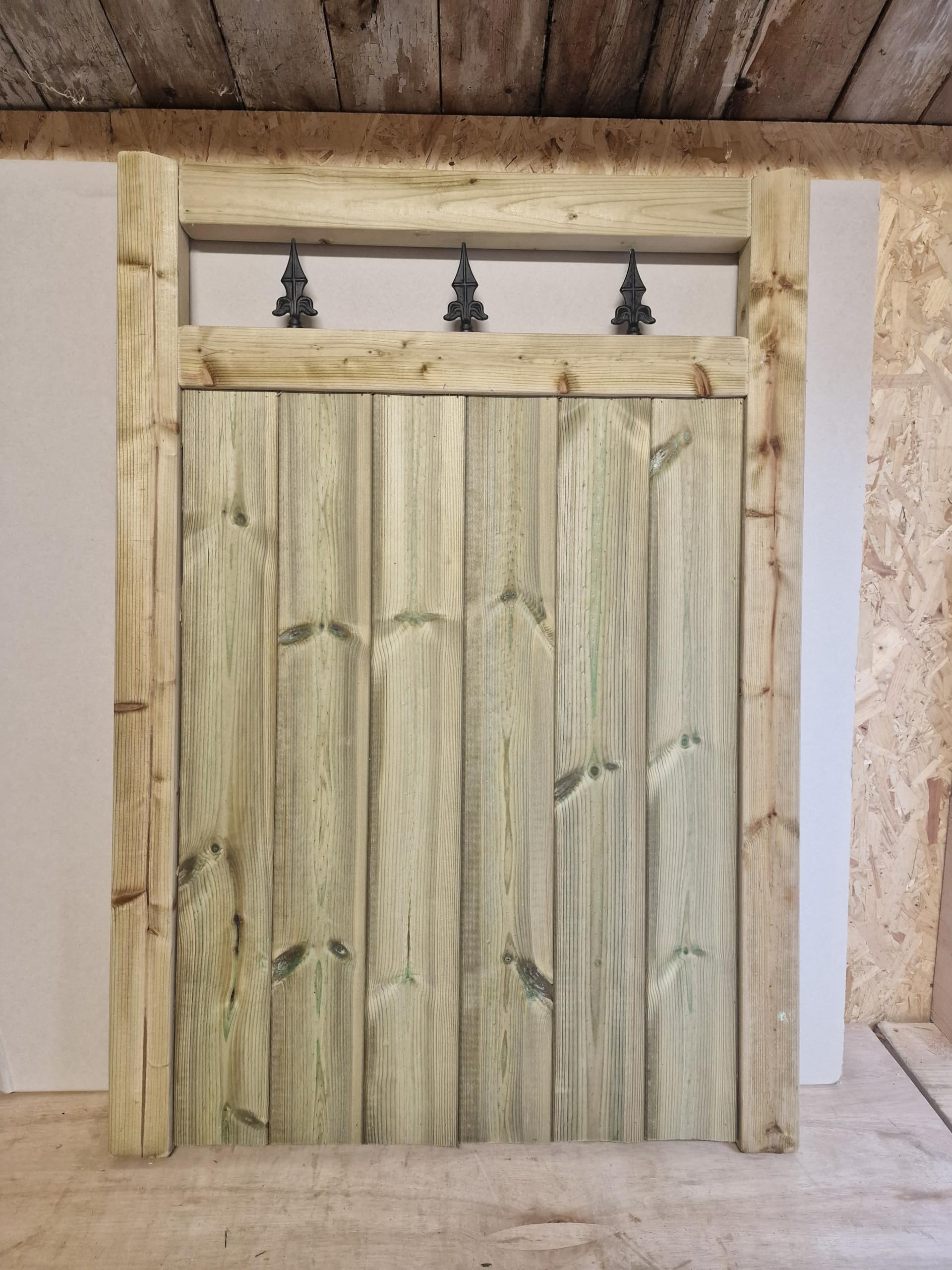 Md Carpentry Workshop Green Wooden Garden Gate Pedestrian Gate Wooden Pressure Treated 4Ft 120Cm,Wooden Garden Gate, Garden Gates Wooden, Garden Gates Wooden Tongue And Groove, (120Cm High X 75Cm Wide X 5Cm Deep)