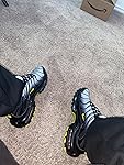 Review Image by Es un sneaker completamente origianl,llego en perfecto estado y a tiempo. Es un sneaker completamente origianl,llego en perfecto estado y a tiempo.