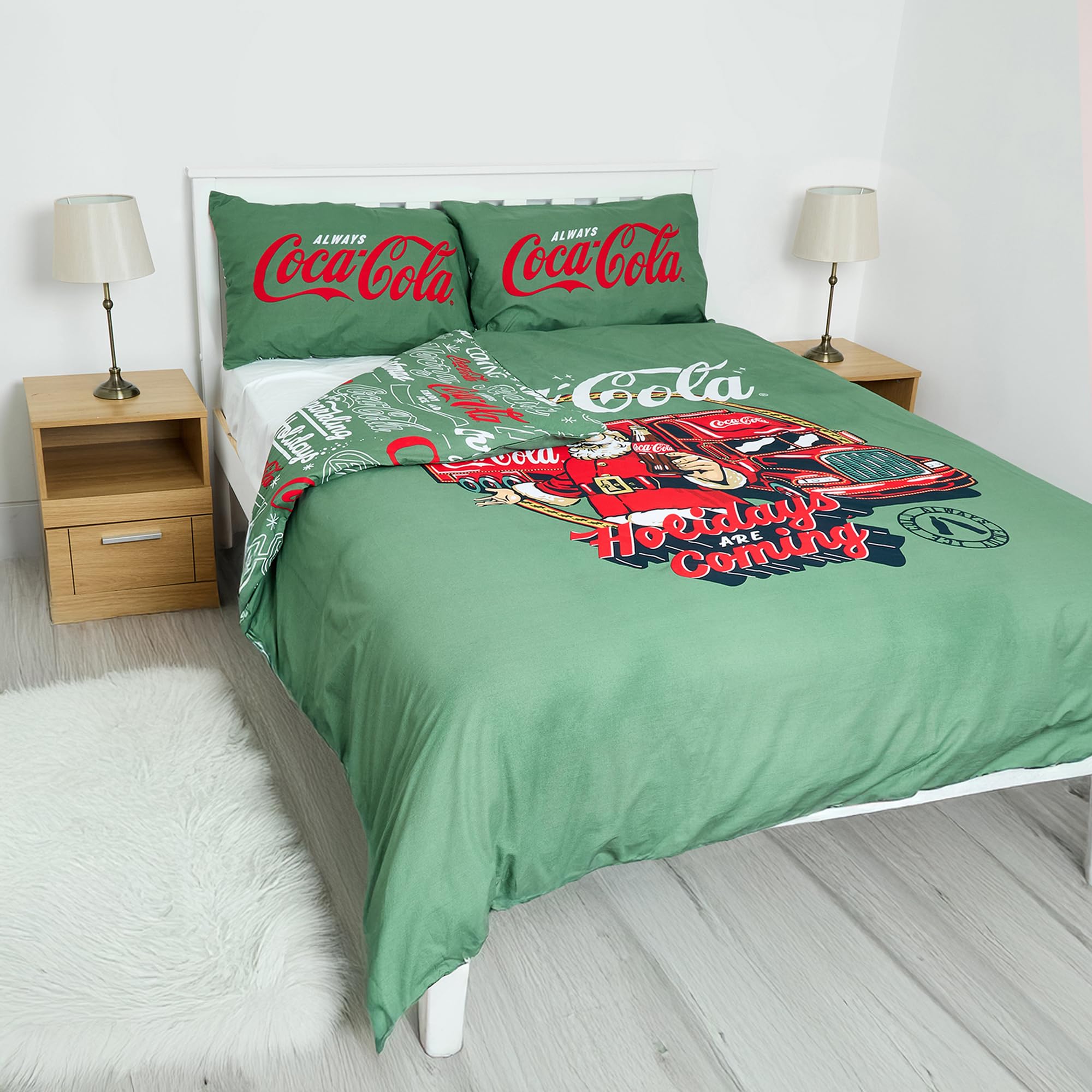 The Gift Scholars Officially Licensed Coca-Cola Holidays Are Coming Christmas King Size Duvet Cover Set - Reversible + 2 Includes Pillowcases - Festive Bedding for Coke Fans
