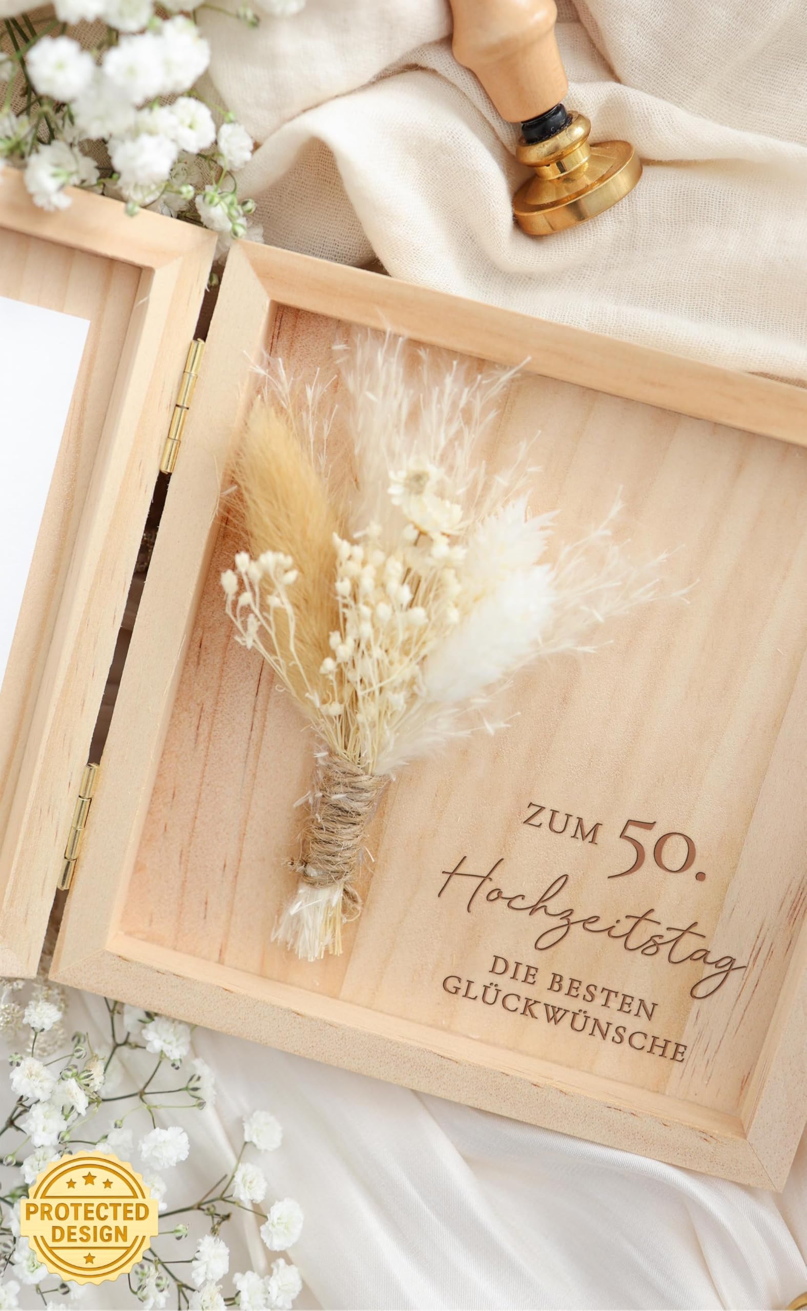 Joli Coon Goldene Hochzeit Geschenk - Zum 50. Hochzeitstag die besten Glückwünsche - Hochwertige Geschenk goldene Hochzeit Holzbox 14 x 14 x 3 cm