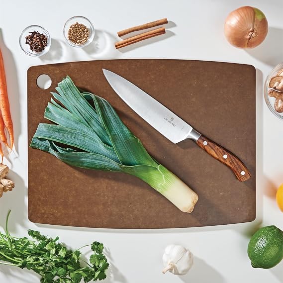 Epicurean Kitchen Series Cutting Board, 17.5-Inch 13-Inch, Nutmeg