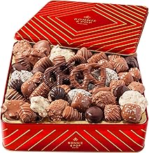 Holiday Chocolate Gift Basket with 2 lbs+ Chocolates, Pretzels, Peppermint Patties, Caramels - From Bonnie and Pop