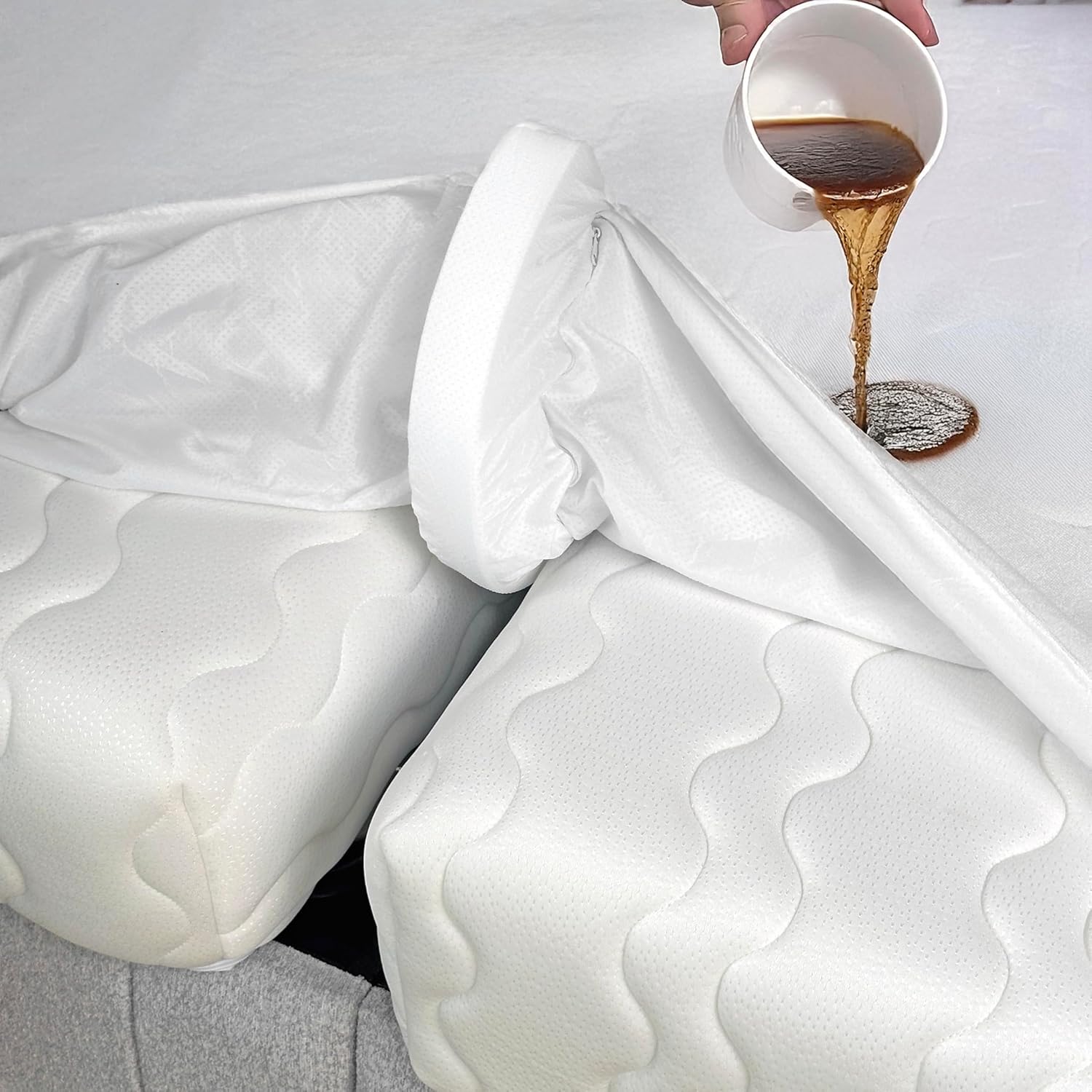 2in1 Mattress Protector Attached Bed Bridge 75"