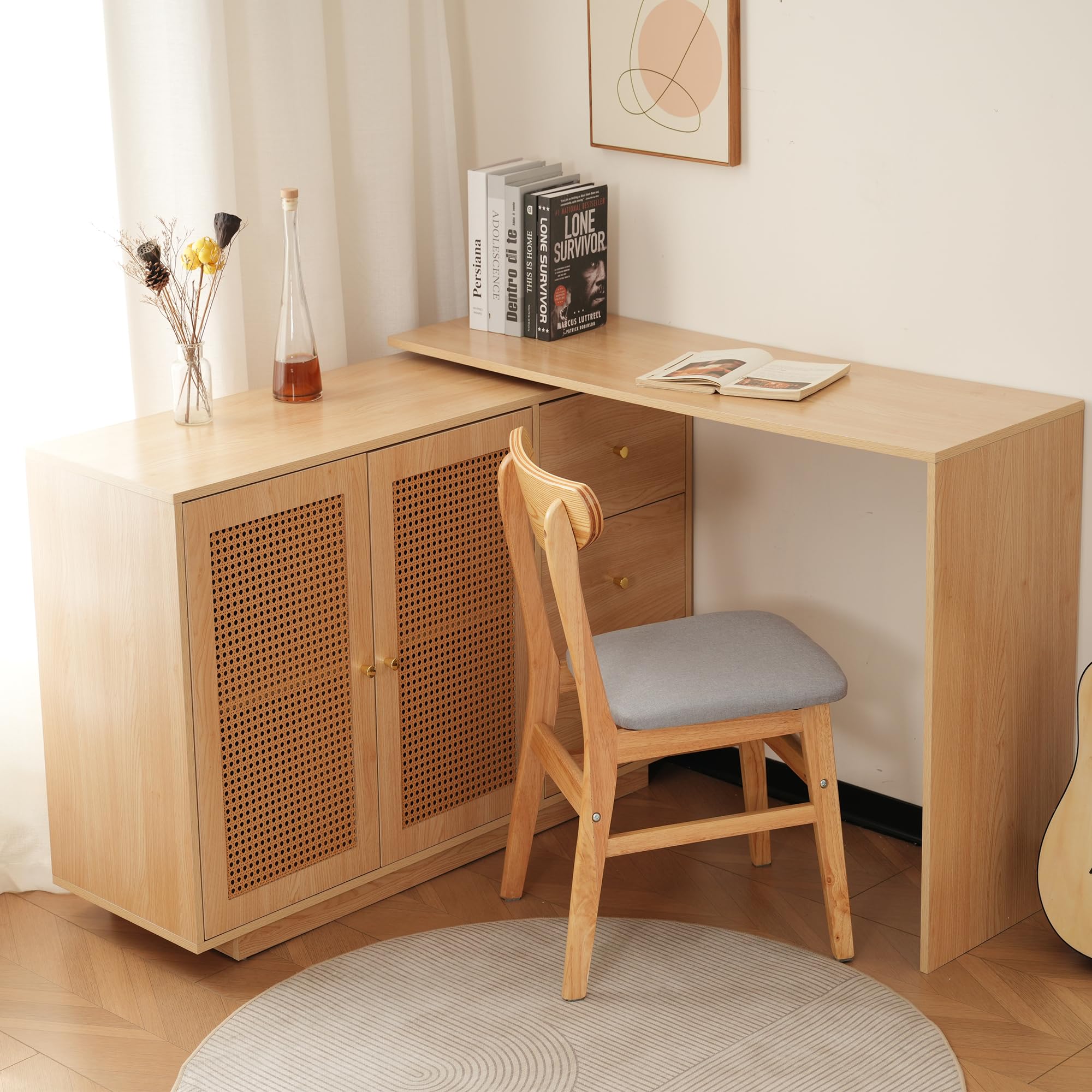 Gelukueub Escritorio en forma de L de esquina, mesa de ordenador con puertas de ratán, tocador de madera natural, 126 cm