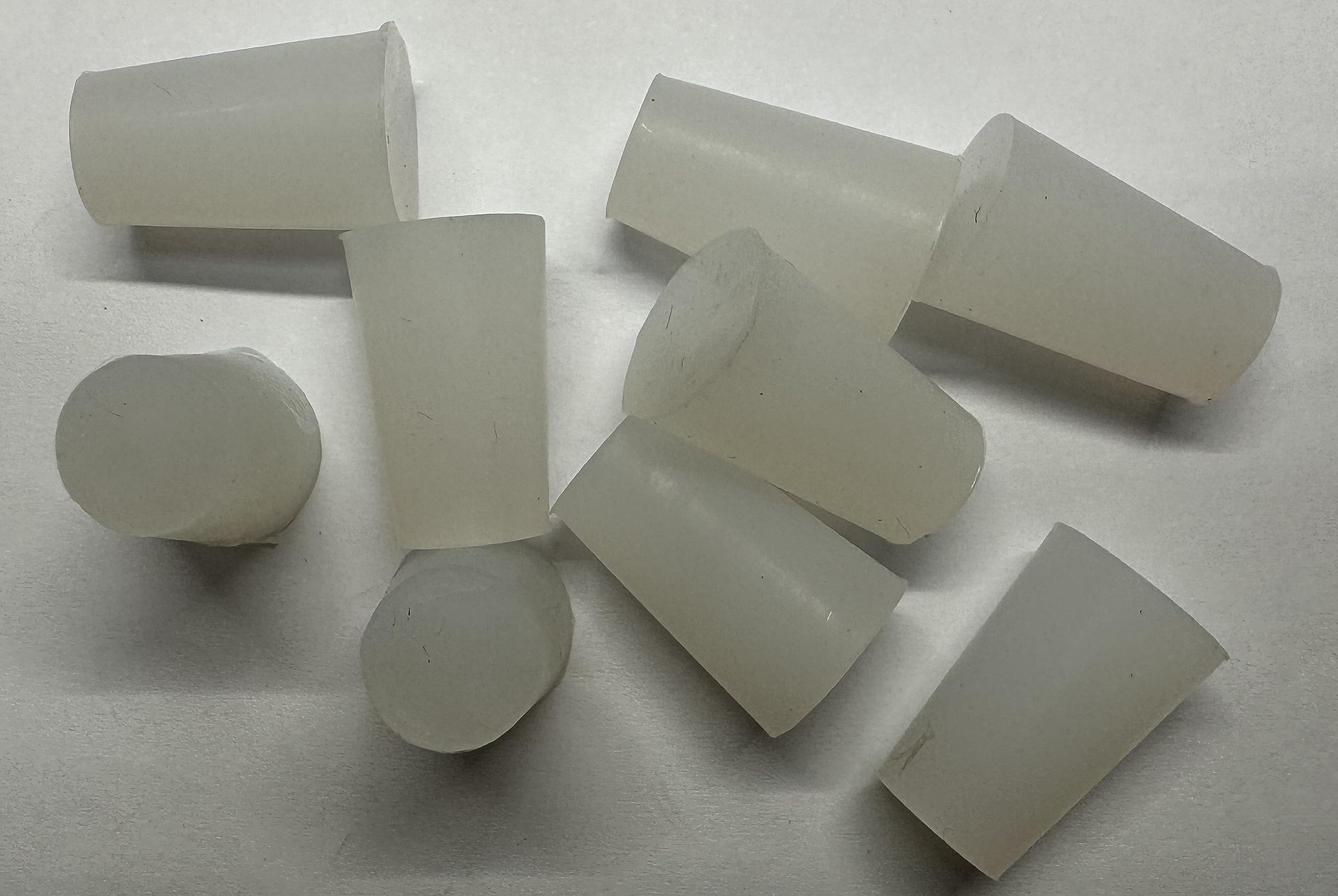 Protection Force Stopper Plug for 17/32" 9/16" 13-15mm Hole (Pack of 20) Tube Bottle Openning 5/8-11 UNC to 5/8-18 UNF M15 to M16 Thread Nut Paint Masking Reusable Rubber