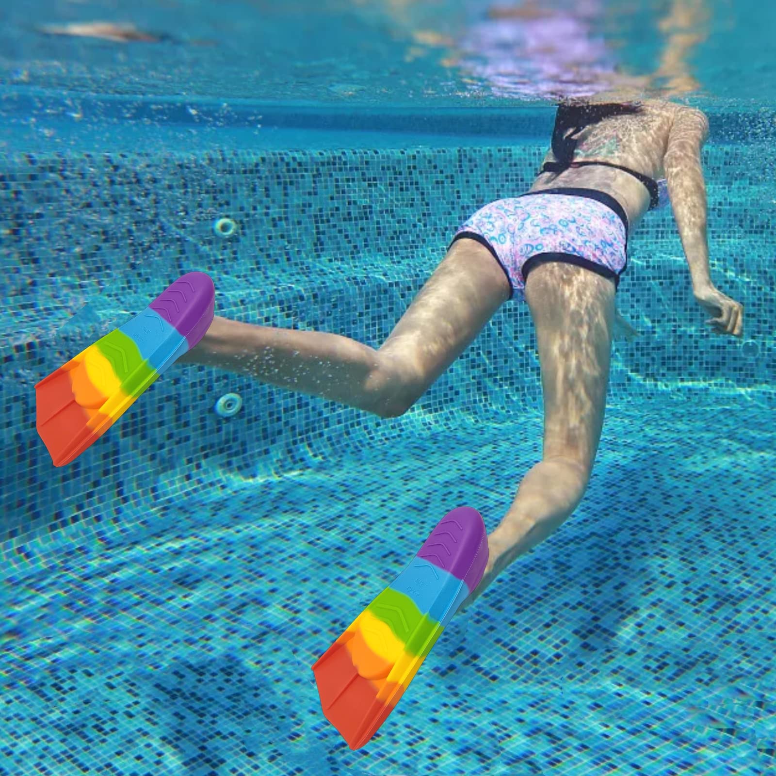 Schwimmflossen für Kinder, Bequeme Silikonflossen zum Schwimmen und Tauchen, Geeignet für Anfänger, Jungen, Mädchen, Jungen und Erwachsene