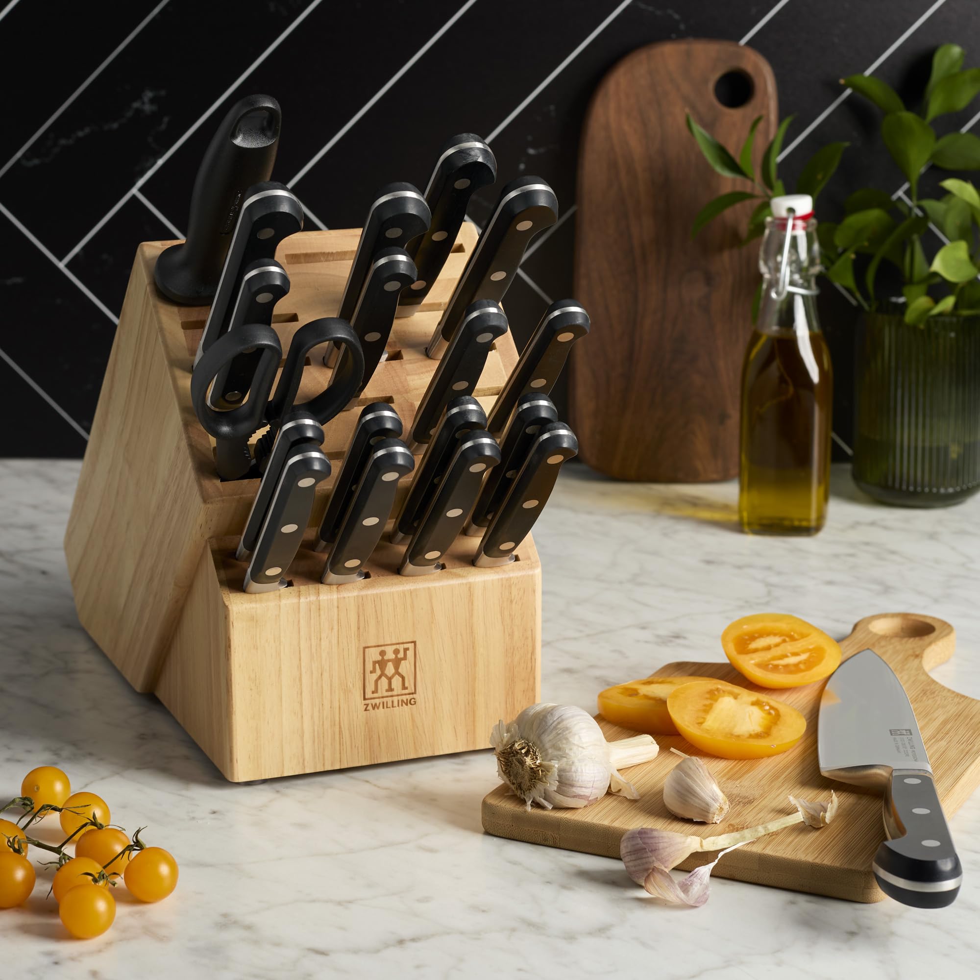 Amazon | ZWILLING (ツヴィリング) プロフェッショナル S 20本組 Amazon | ZWILLING (ツヴィリング) プロフェッショナル S 20本組