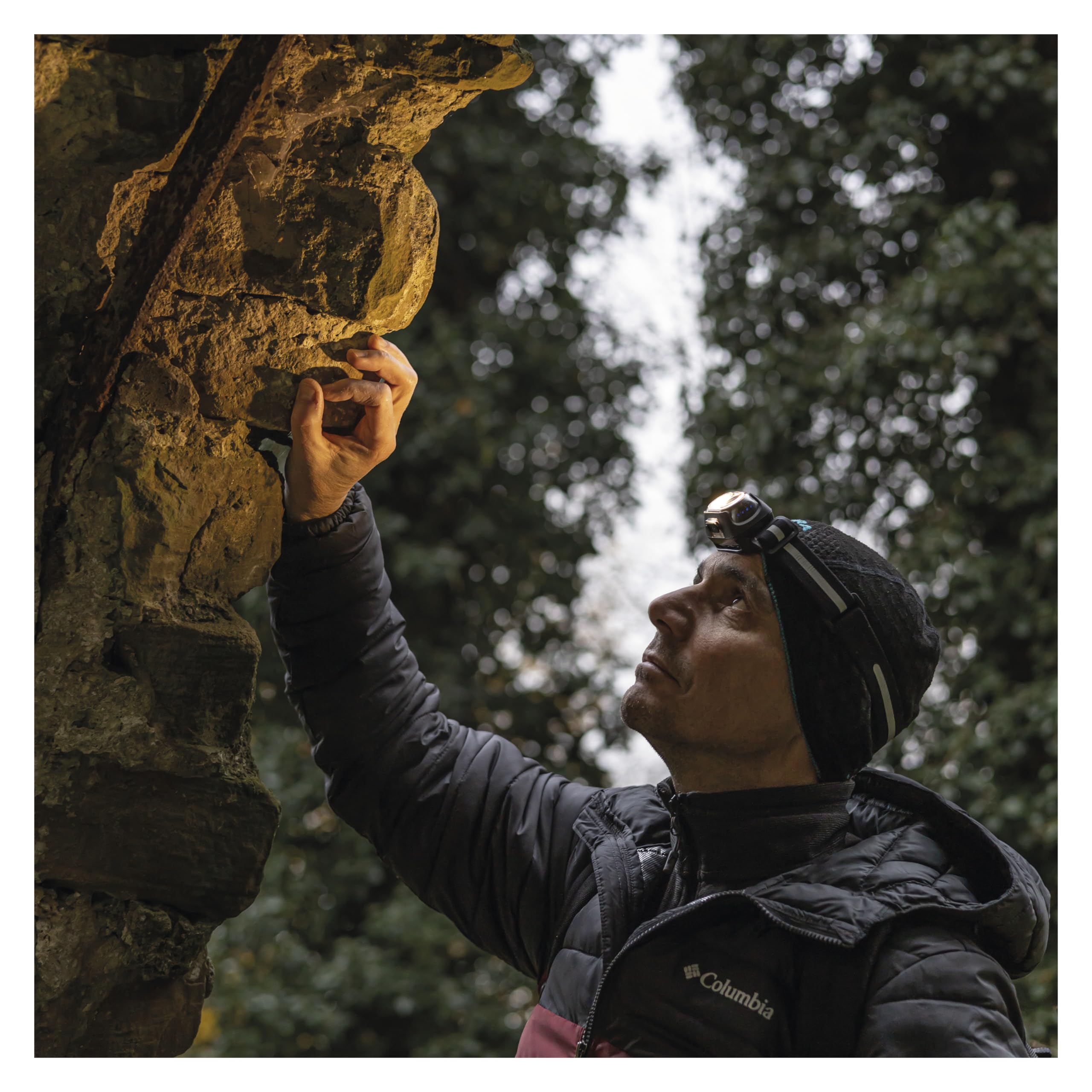 EMOS Lampe frontale LED rechargeable, 7 modes de lumière, blanc neutre et blanc chaud, détecteur de mouvement, durée de 6,5 heures, luminosité 500 lm, portée de 130 m, LED + COB LED pour extérieur,