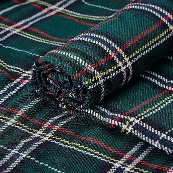 NBEADS 1 m Scottish Tartan Checked Polycotton Fabric 145 cm Classic Checked Fabric for DIY Sewing Clothing Christmas Decorations Tablecloths Curtains Home Decor Green and Black