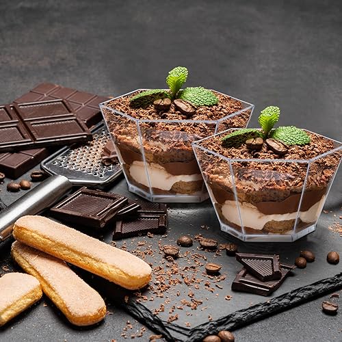 Miniatura 3 de Honeydak 300 tazas hexagonales de postre de 3.2 onzas con tapas y cucharas, sirve 100 vasos hexagonales de plástico con tapas para degustar