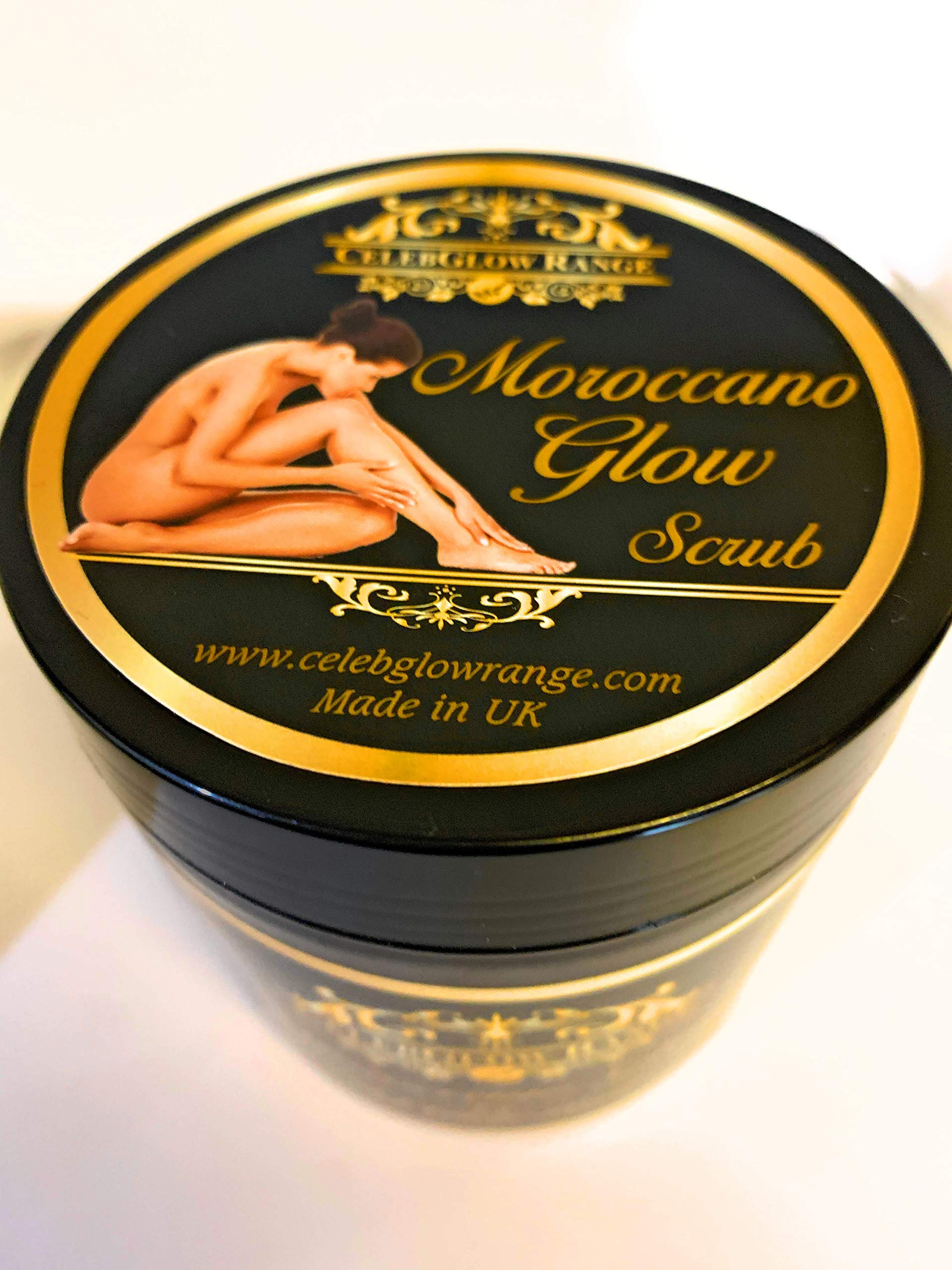 CelebGlow brightening body scrub makes skin smooth and velvety. Loaded with potent and all-natural skin-whitening ingredients such as Glutathione, 