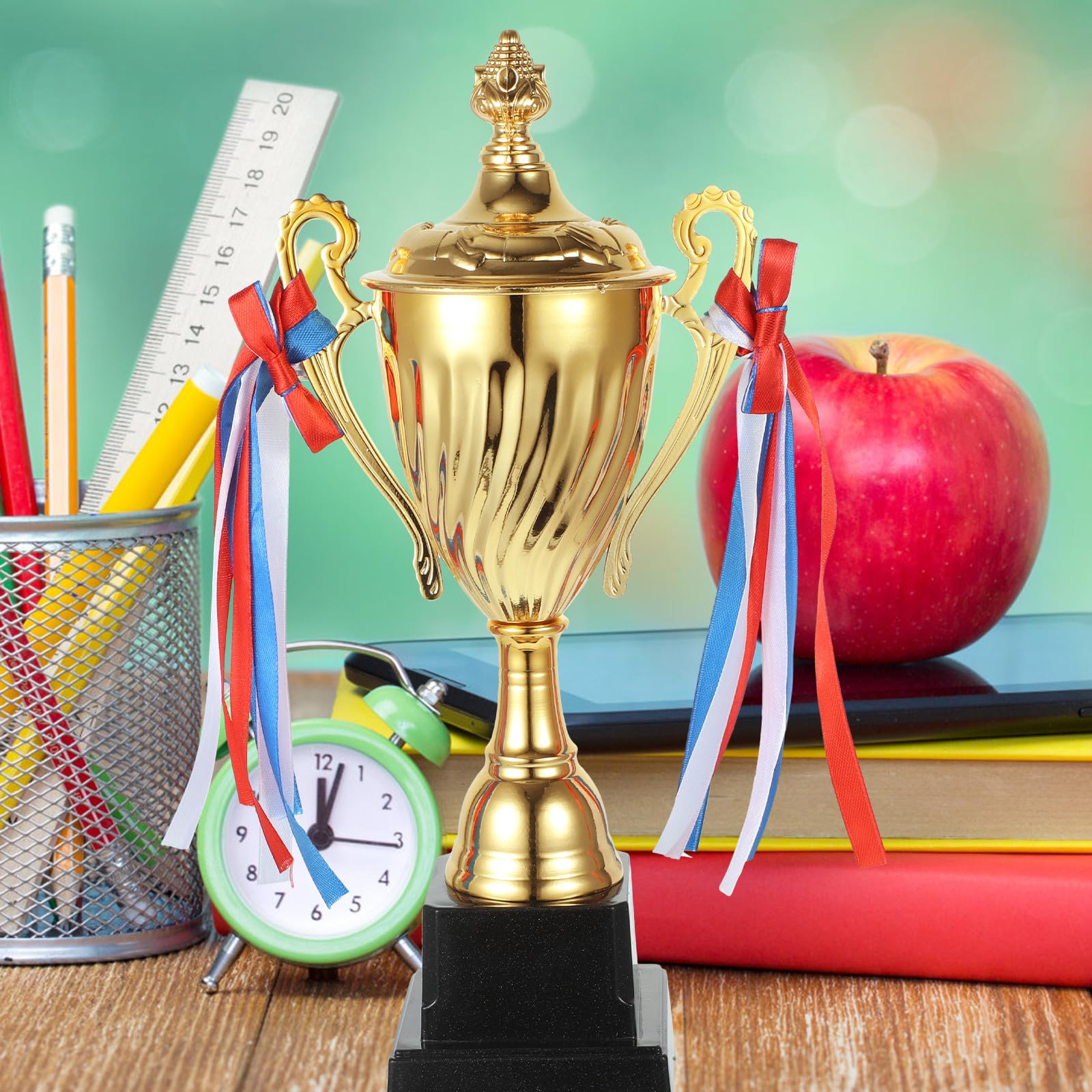 Trofeo Metálico de Karate Dorado para Eventos Deportivos, Trofeo Muy Grande de Metal Adecuado para Competiciones y Torneos Escolares