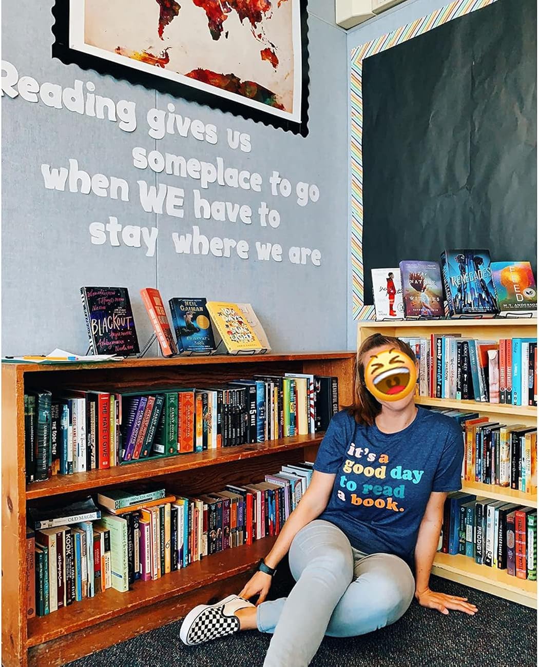 It’s a Good Day to Read a Book T-Shirt Women Book Lovers Tops Bookworm Shirt Funny Graphic Print Reading Short Sleeve T : Clothing, Shoes & Jewelry