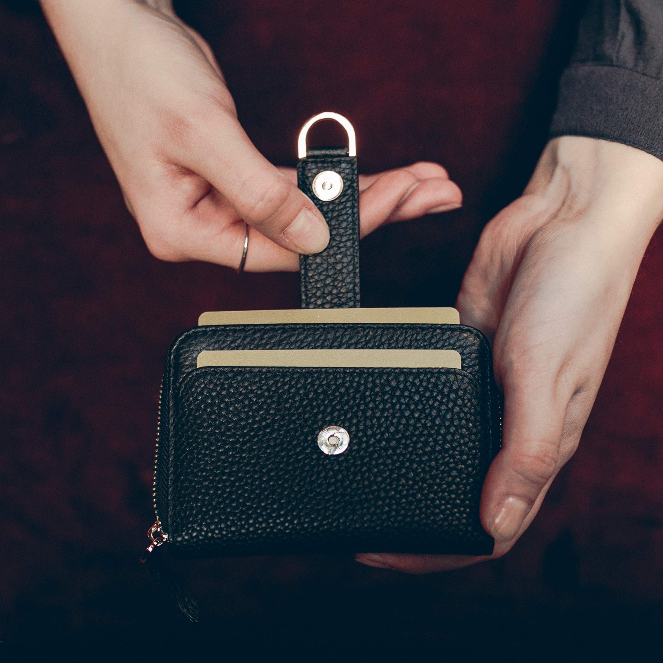 Vaultskin BELGRAVIA Portafoglio Donna in Pelle con RFID, Nero | Chiusura lampo, portamonete, scomparti per carte, tasca per monete, piccolo portafoglio elegante