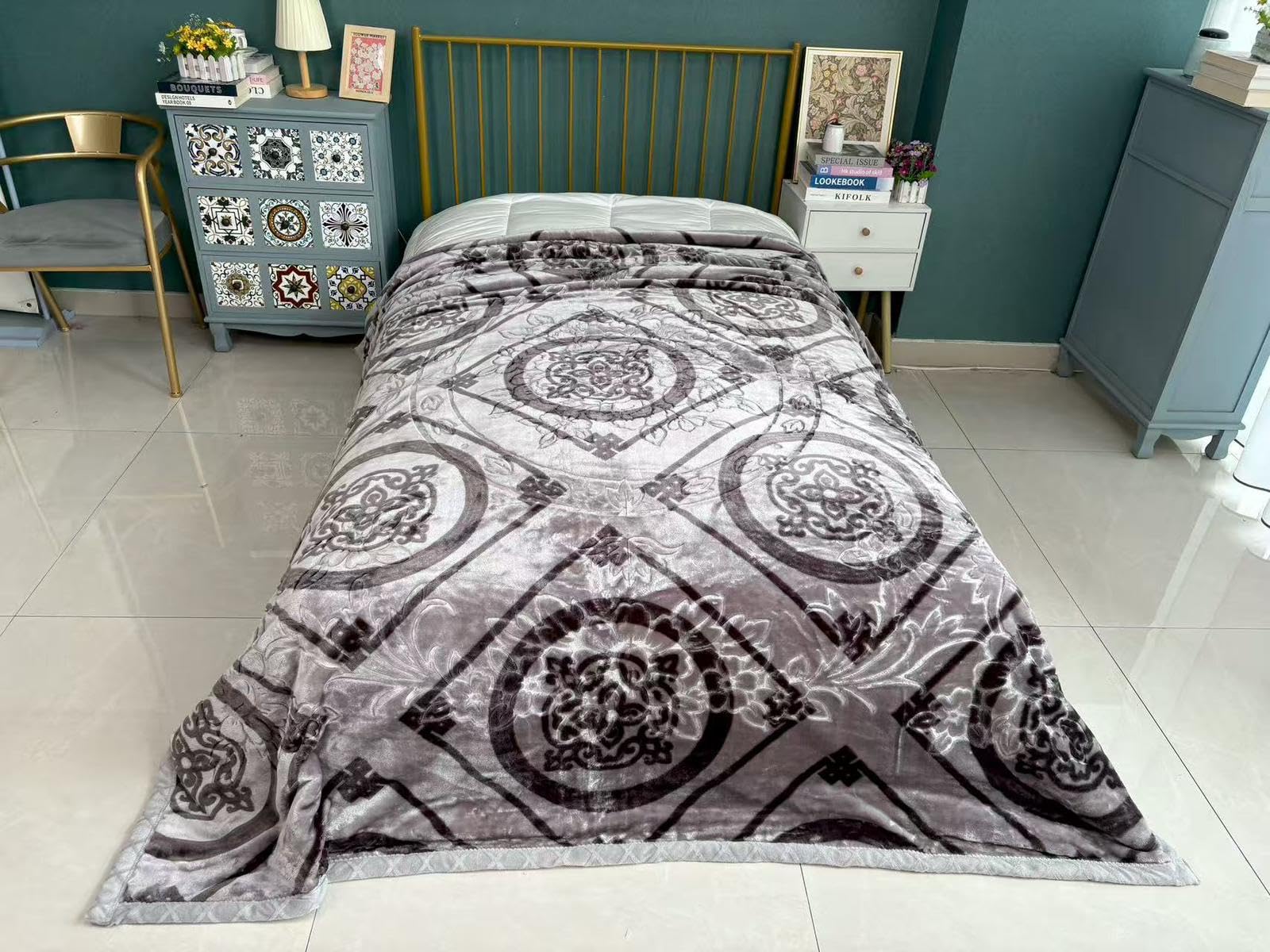 Luxury Product 2 Ply Reversible Printed Blanket Thick Heavy Faux Fur King size Blanket/throw sofa/bed/Carpet/Floor (Grey)
