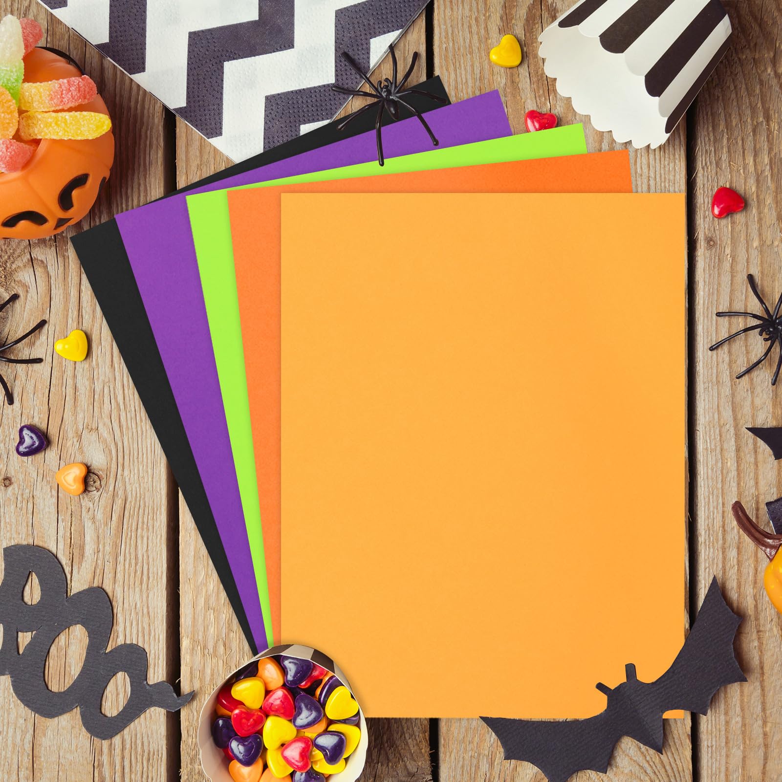 DJP Cartulinas Halloween Negro Y Naranja (50 Hojas, 160 G/m²) - Tamaño A4, Ideal Para Manualidades Y Tarjetas