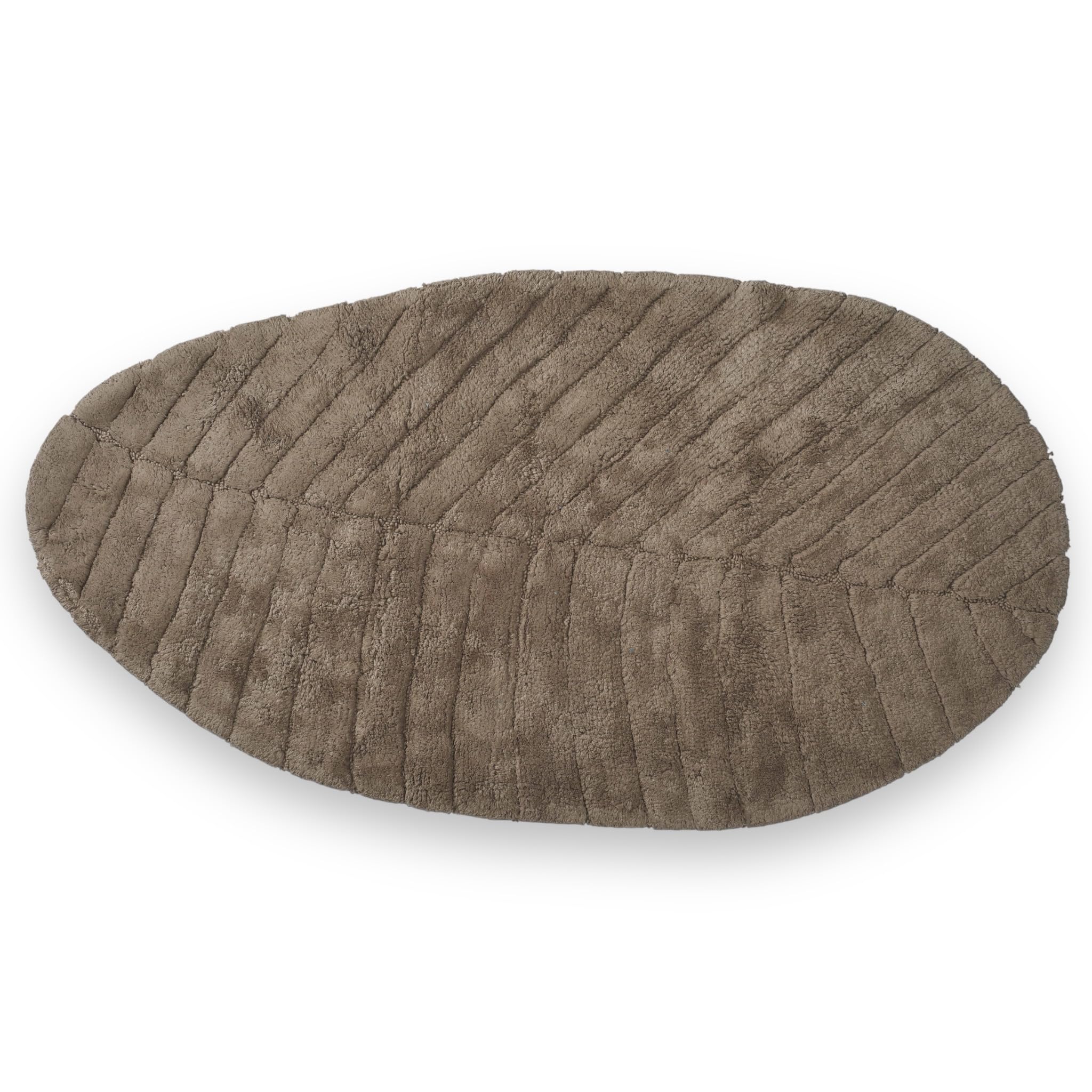 Maison Sucrée Tappeto Bagno Foglia in Cotone 100% – Design a Forma di Foglia, Fondo Antiscivolo, Pelo Raso – Lavorazione Artigianale – OEKO-TEX® – Made in Italy (Tortora)