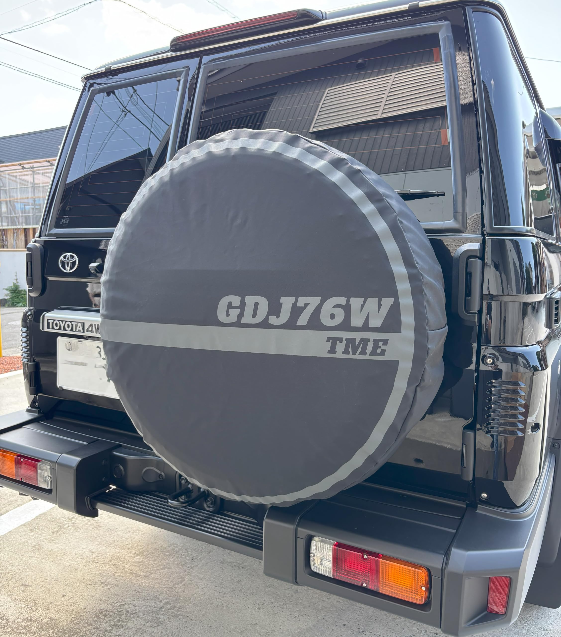 【新車外し】再再販 ランクル70 背面 スペアタイヤカバー 専用 【新車外し】再再販 ランクル70 背面 スペアタイヤカバー