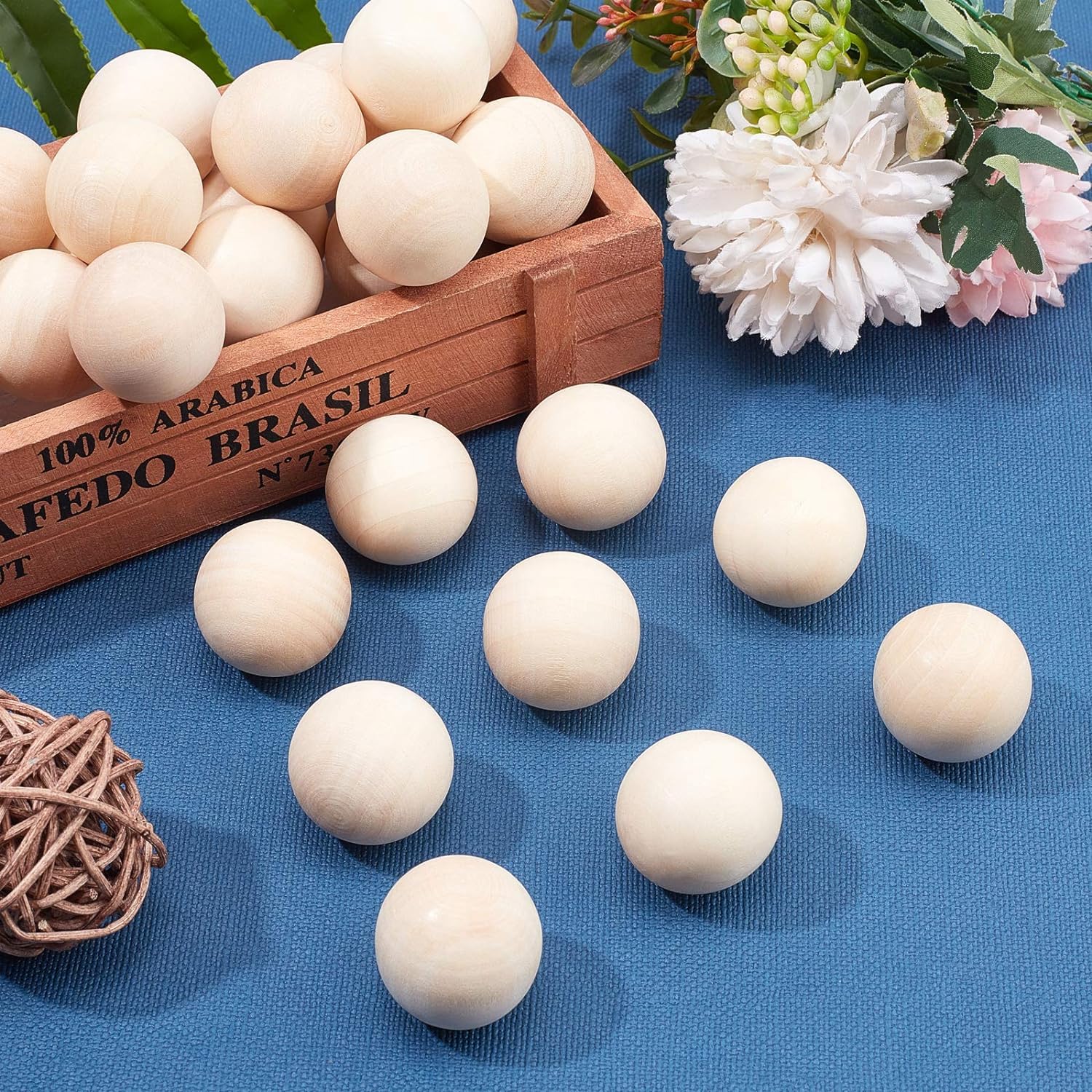 DAHI 500pz Palline di Legno 10 mm, Sfere di Legno, senza Foro, Perline Rotonde, per Lavoretti, Decorazioni Fai da Te (10 mm)